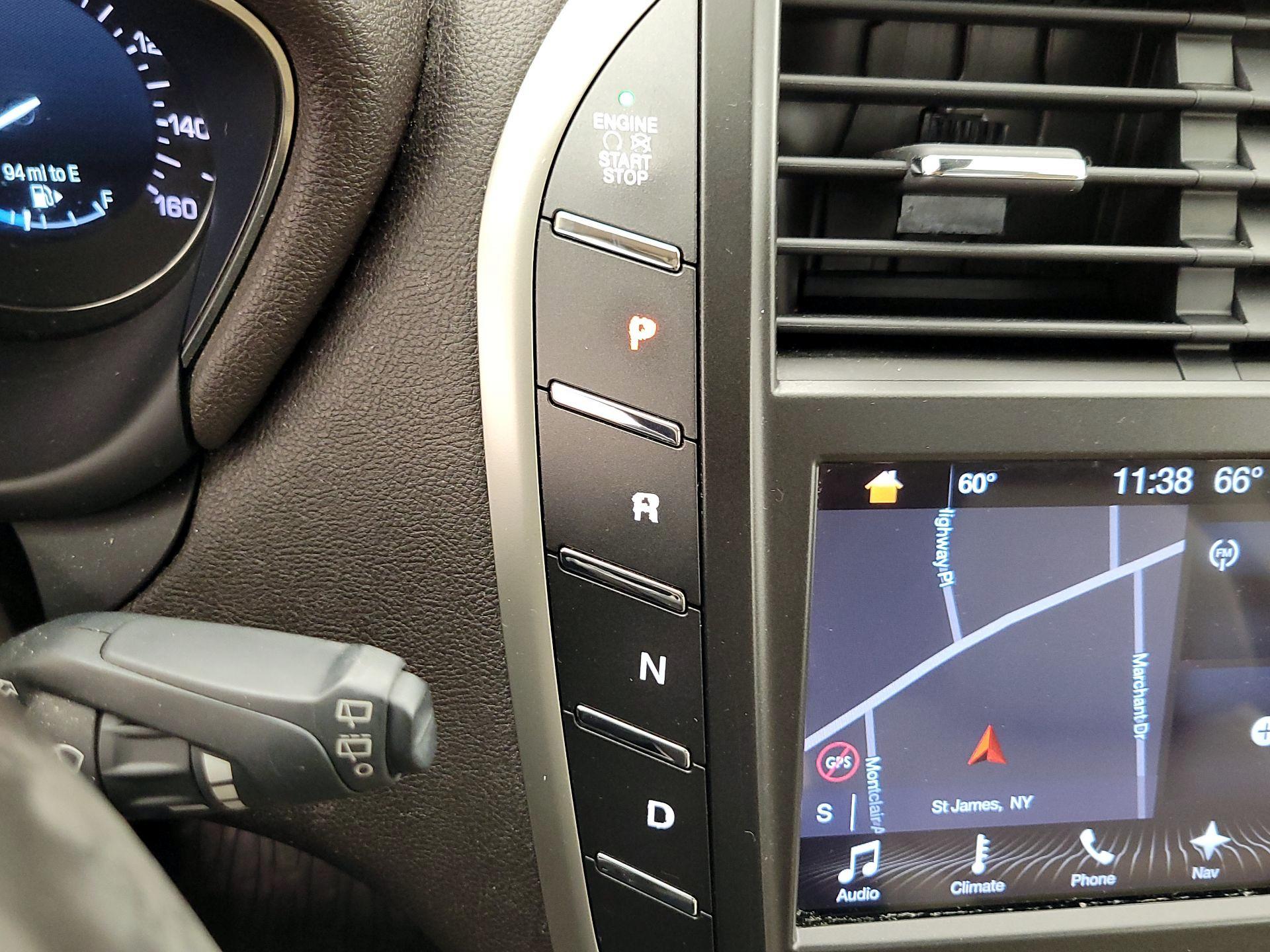 Thumbnail: 2017 Lincoln MKC - 18