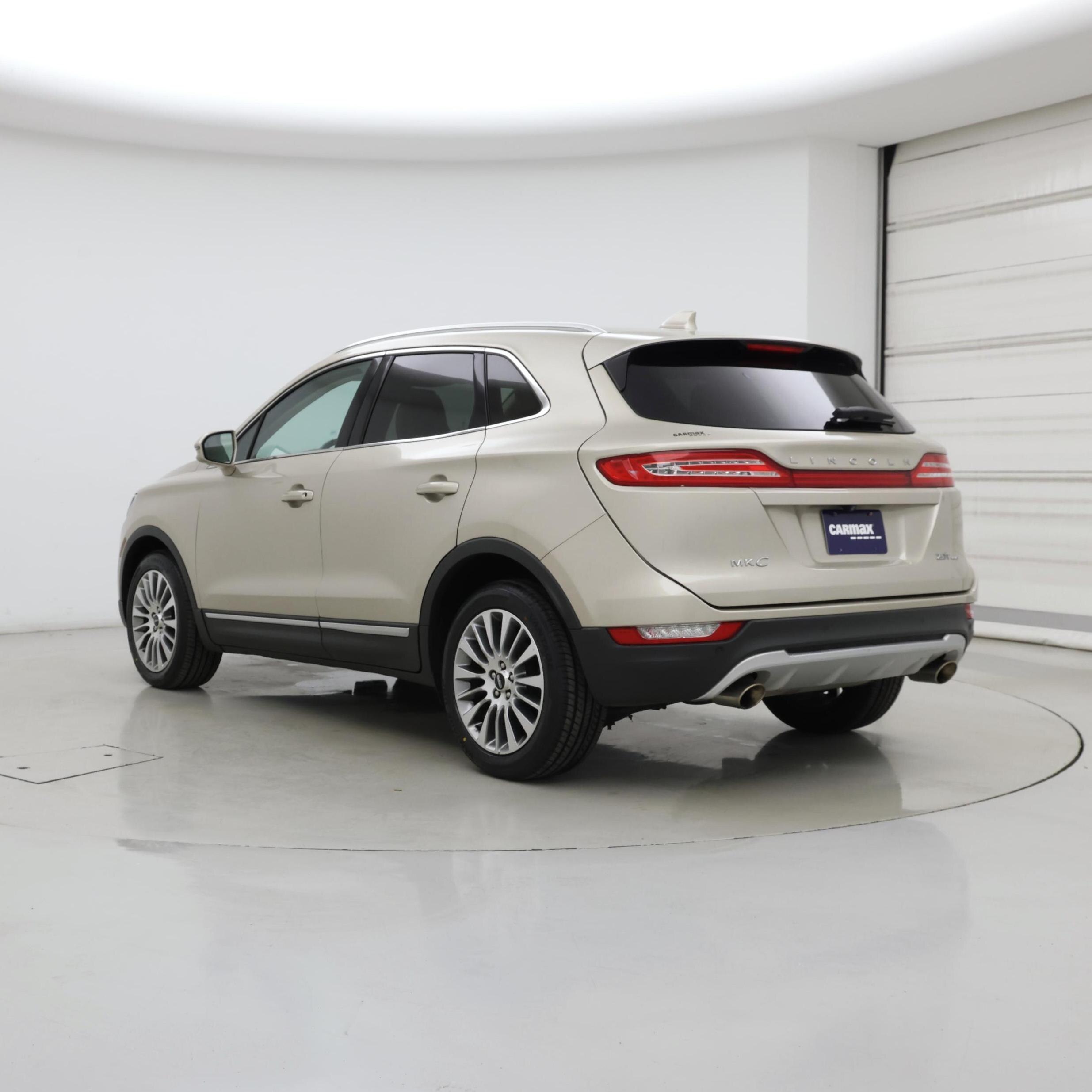 Thumbnail: 2017 Lincoln MKC - 2