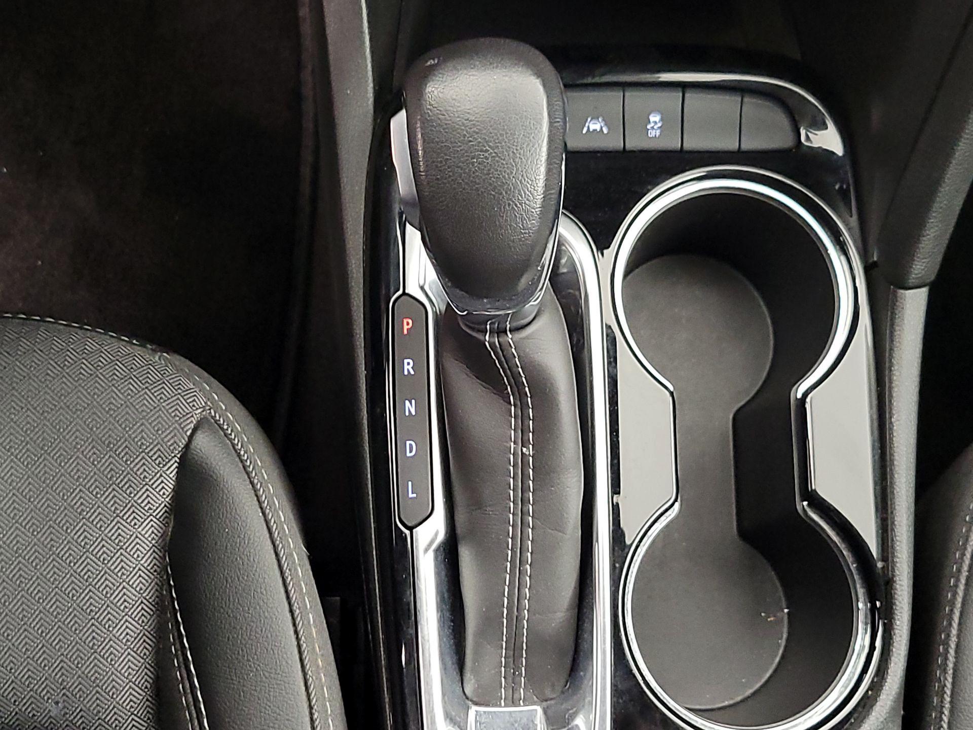 Thumbnail: 2022 Buick Encore GX - 17