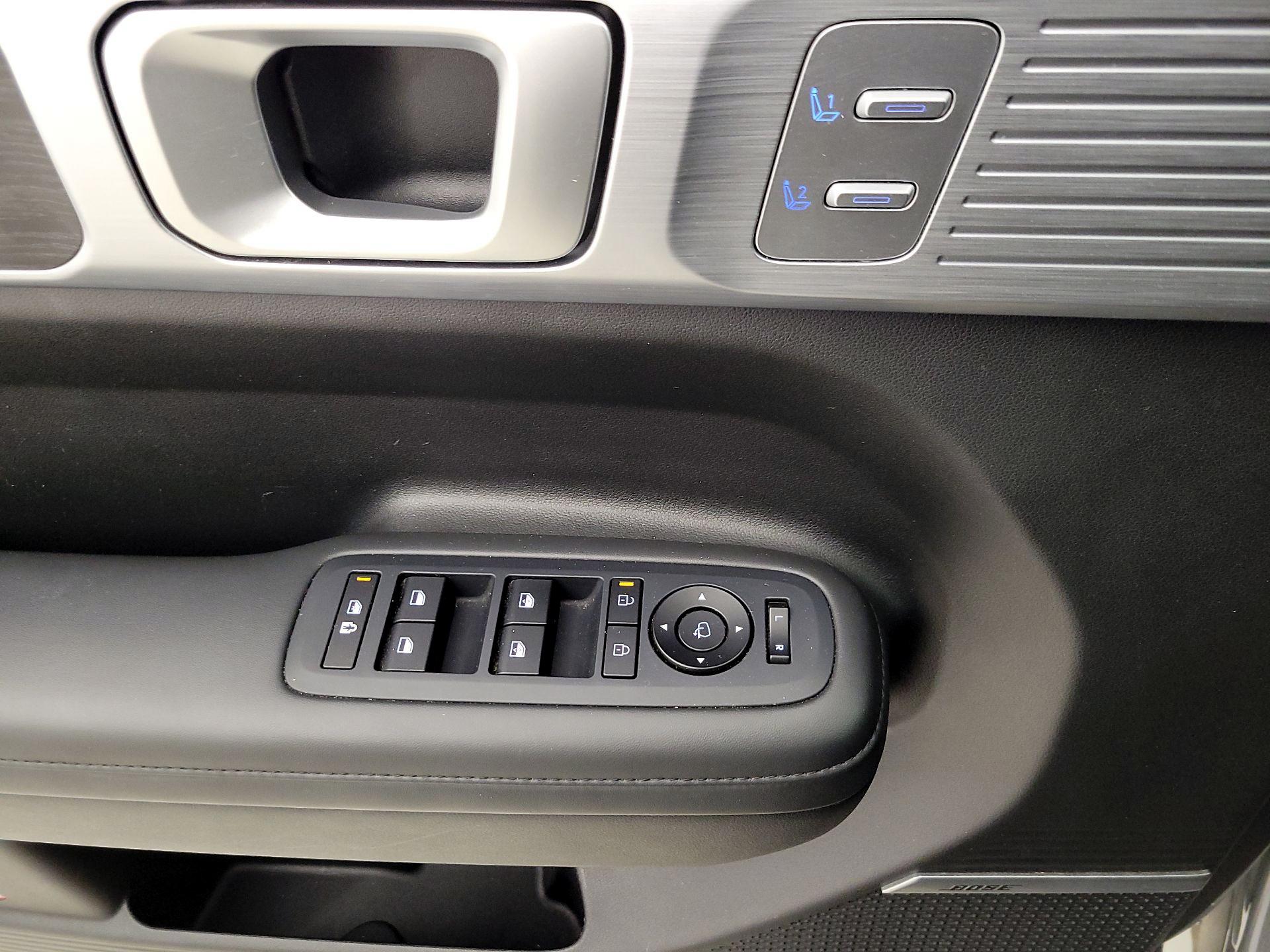 Thumbnail: 2024 Hyundai Santa Fe - 12