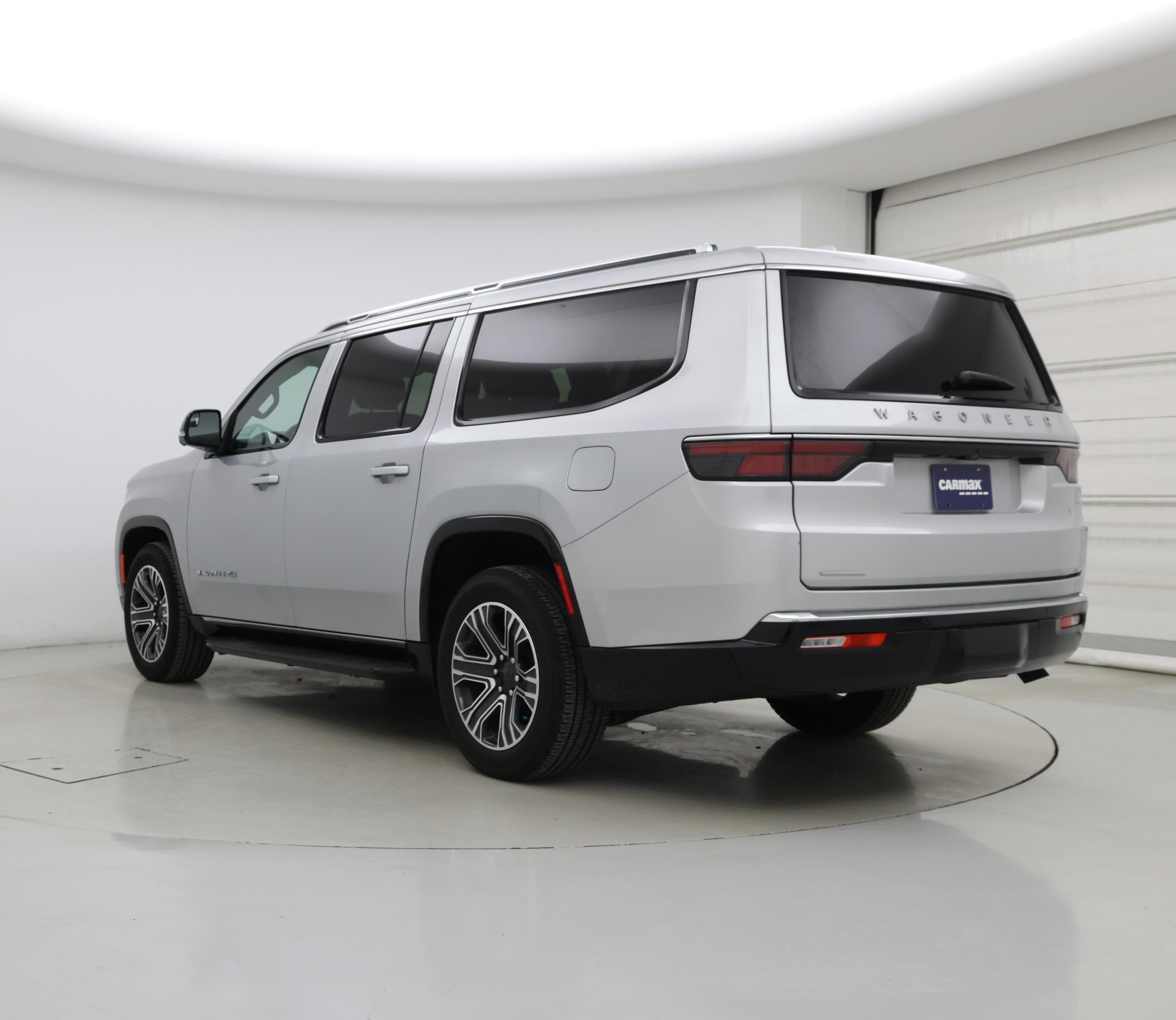 Thumbnail: 2023 Jeep Wagoneer - 2