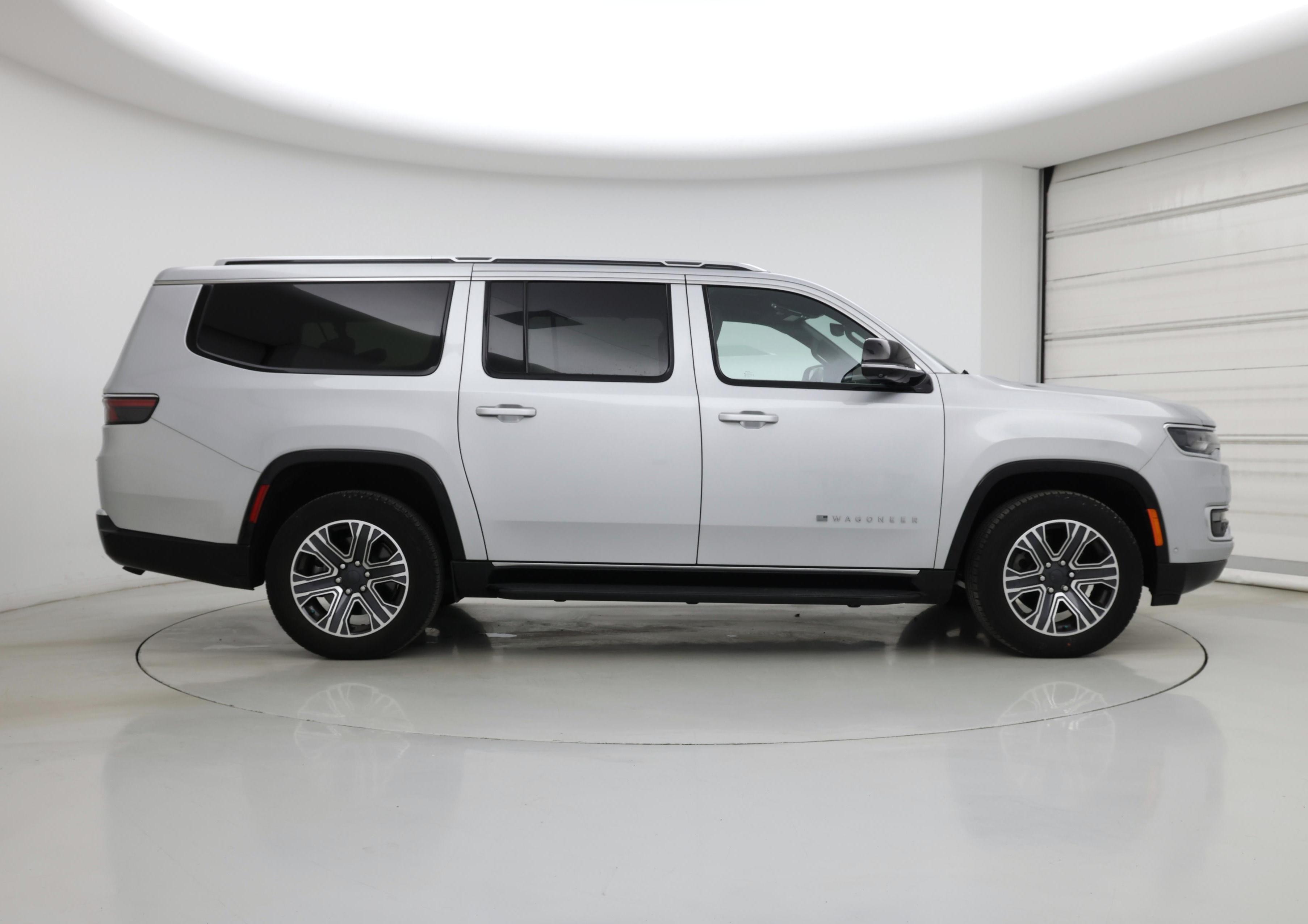 Thumbnail: 2023 Jeep Wagoneer - 7
