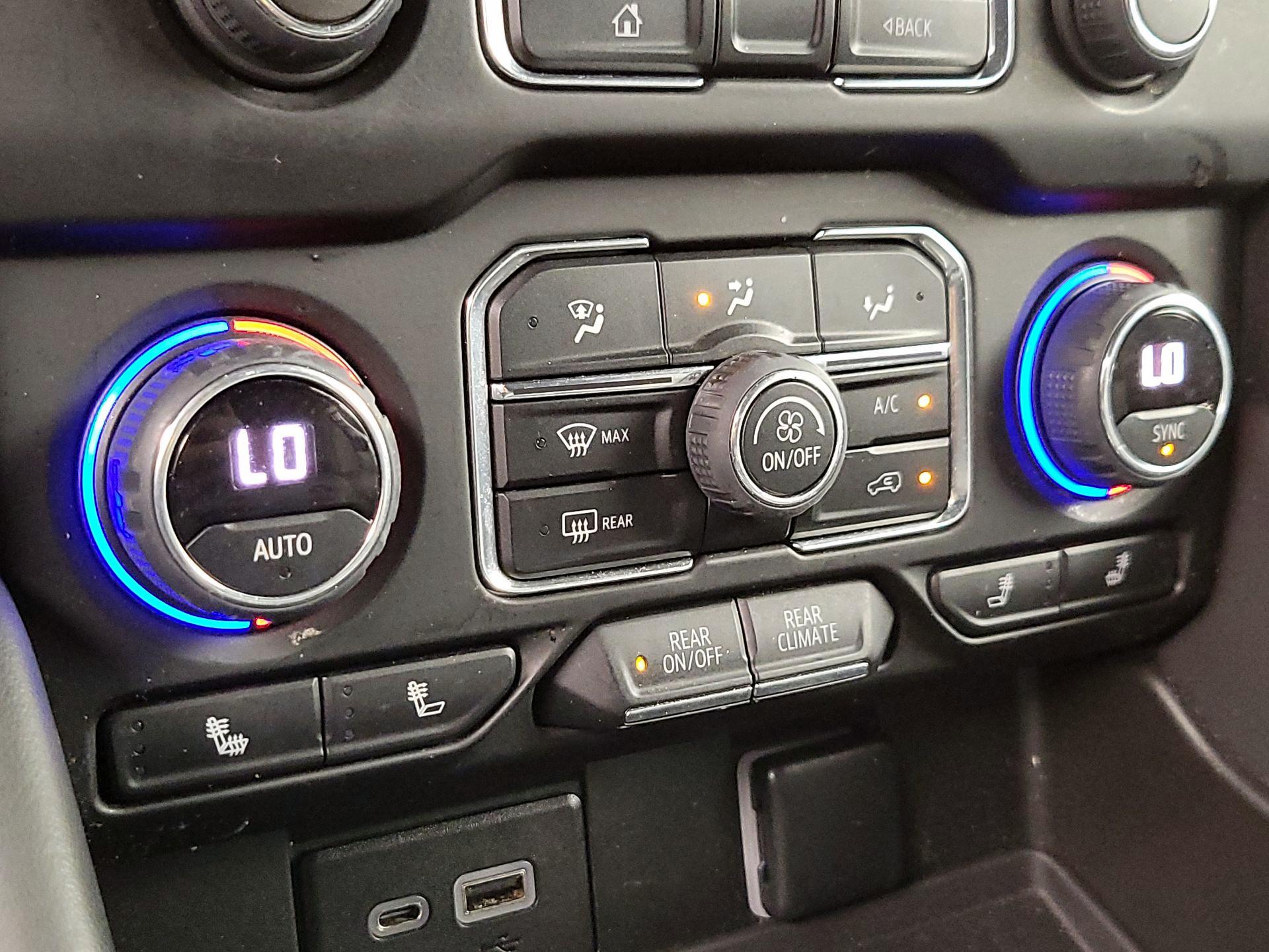 Thumbnail: 2023 Chevrolet Suburban - 16