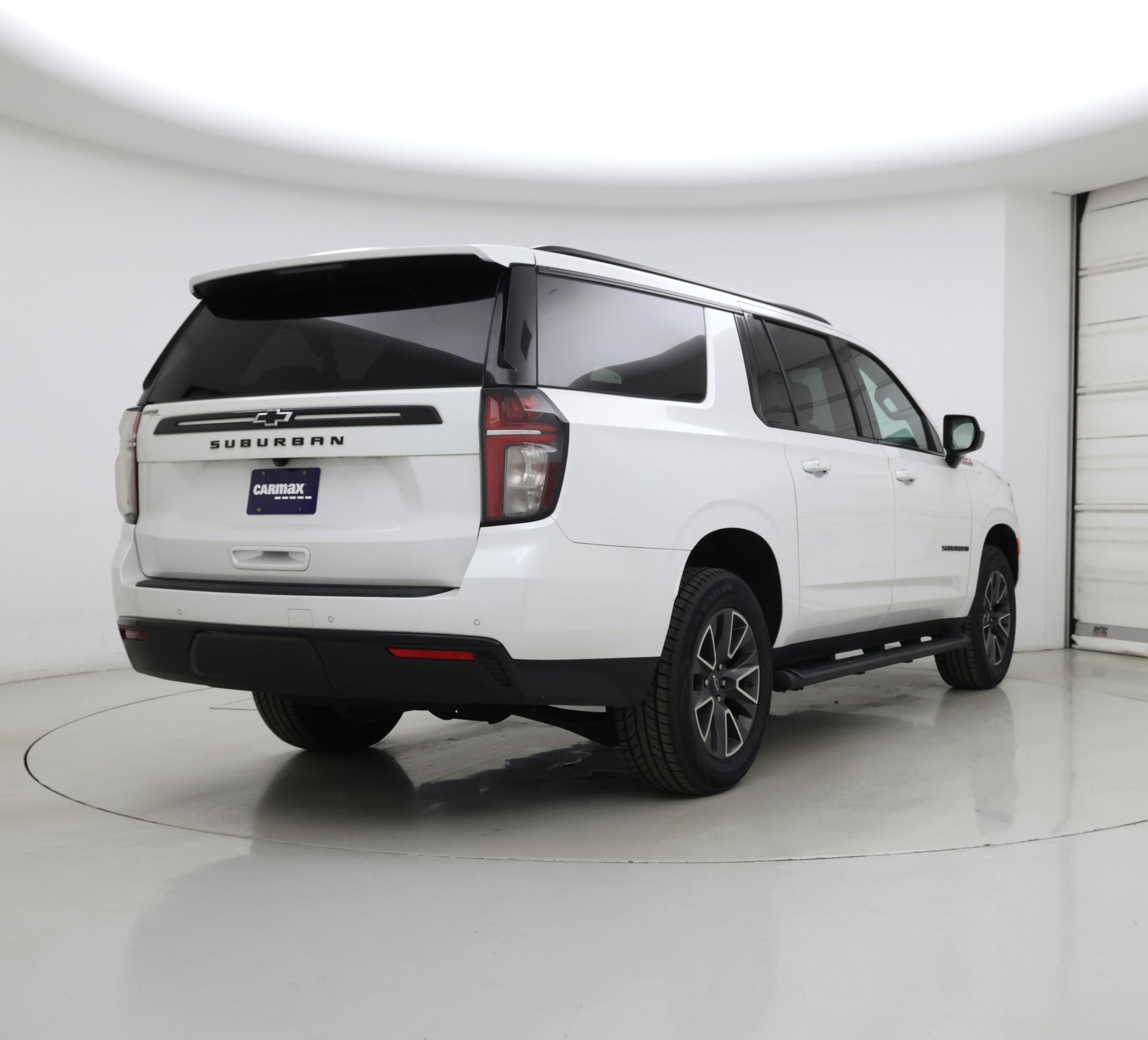 Thumbnail: 2023 Chevrolet Suburban - 8