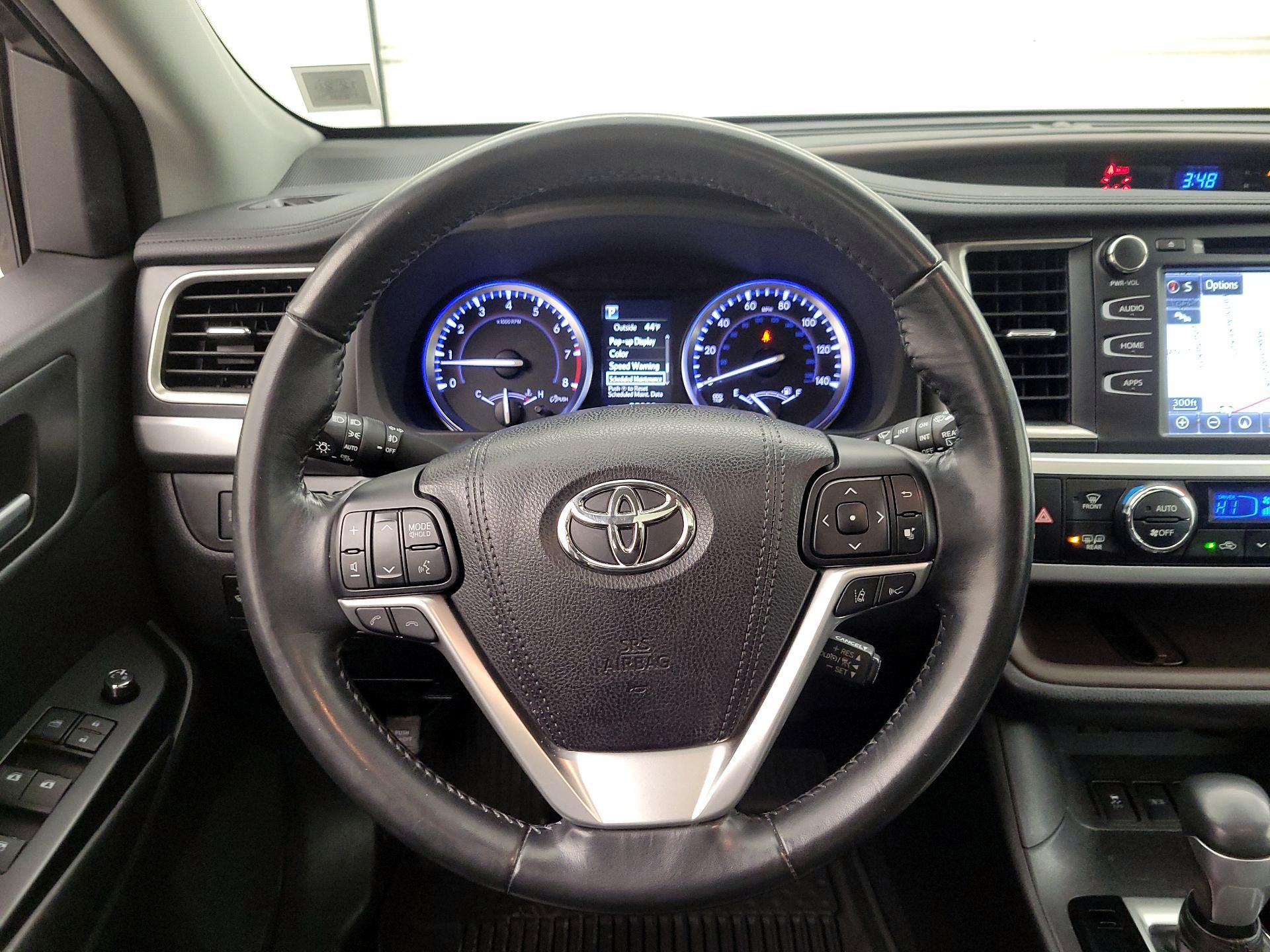 Thumbnail: 2018 Toyota Highlander - 10