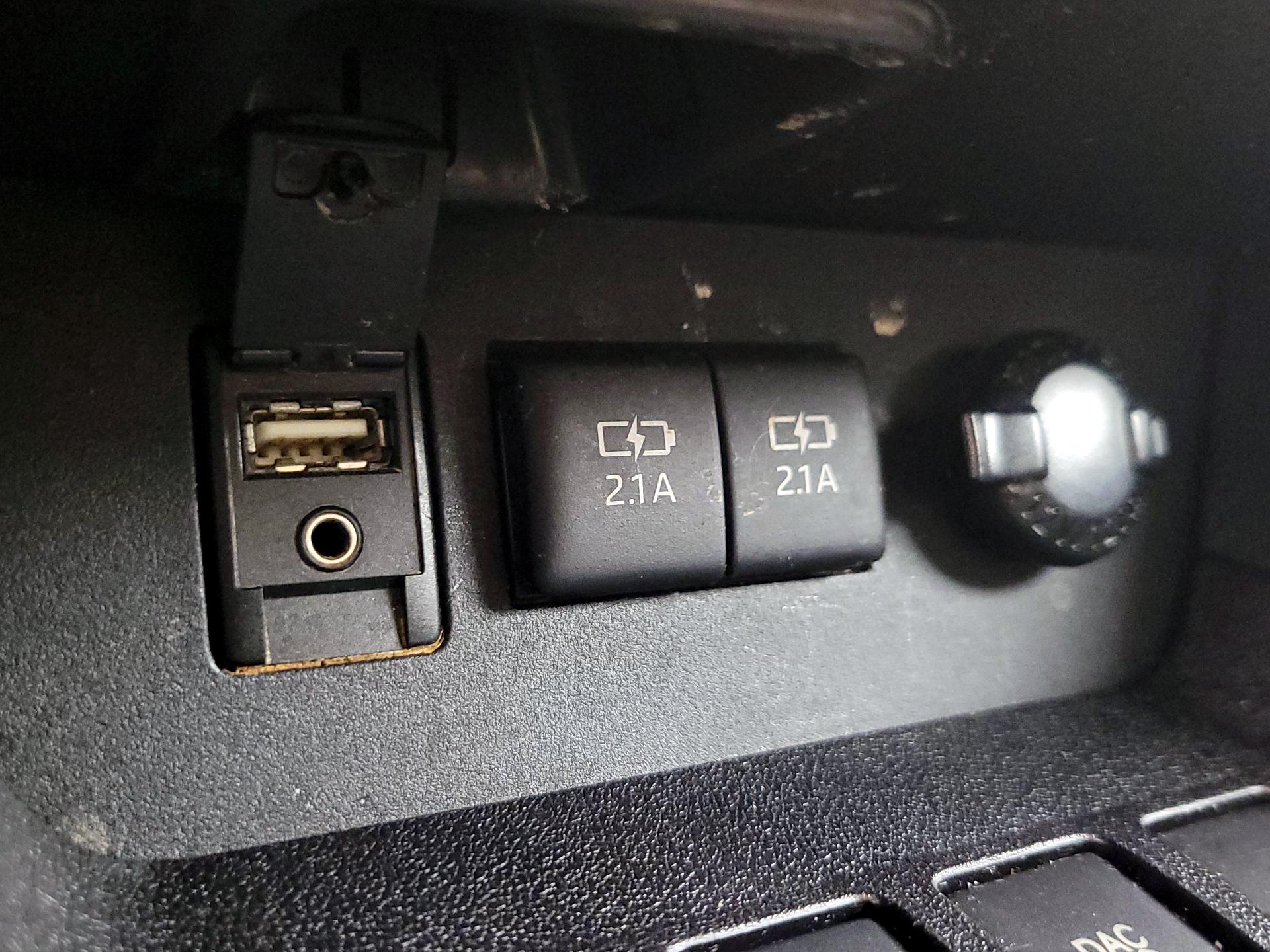 Thumbnail: 2018 Toyota Highlander - 19