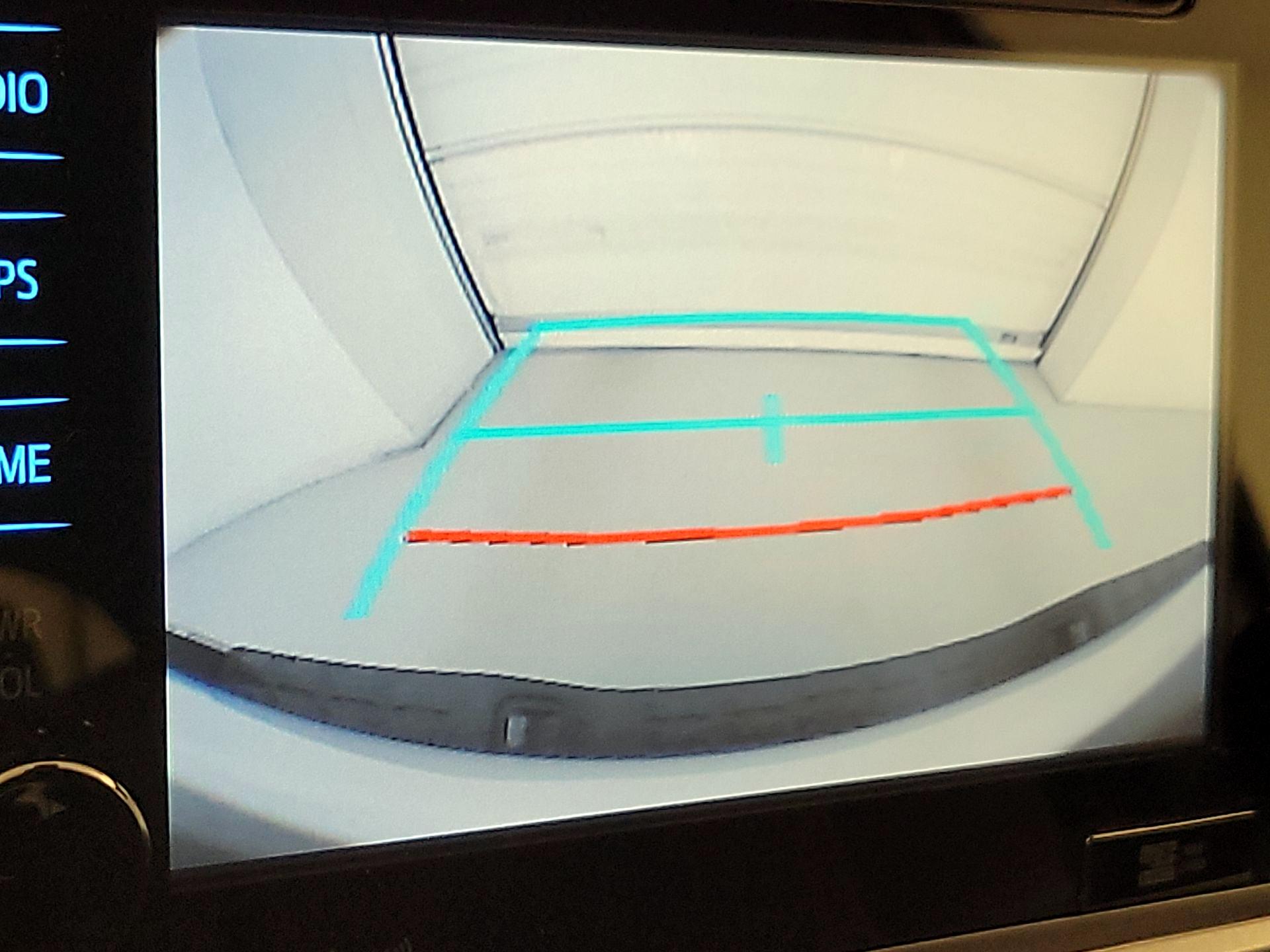 Thumbnail: 2018 Toyota Tacoma - 15