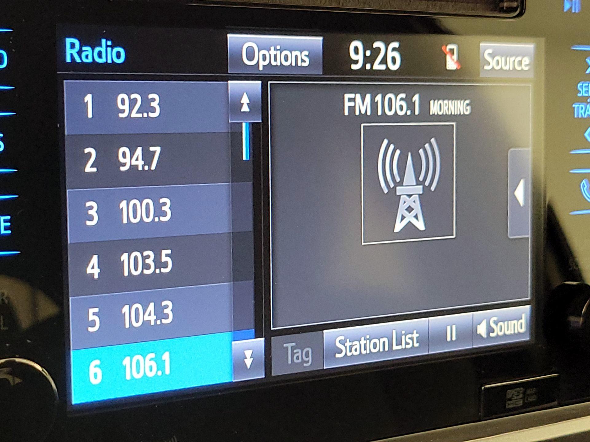 Thumbnail: 2018 Toyota Tacoma - 16