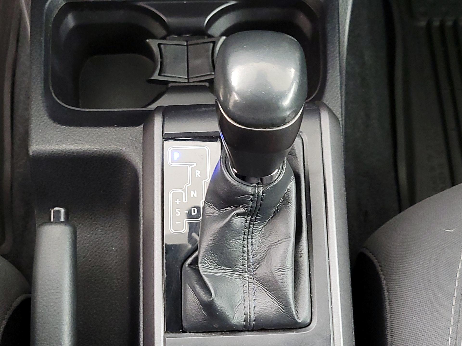 Thumbnail: 2018 Toyota Tacoma - 18