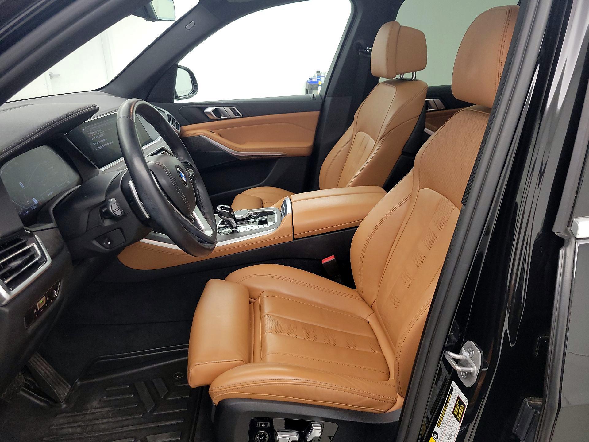 Thumbnail: 2022 BMW X5 - 11