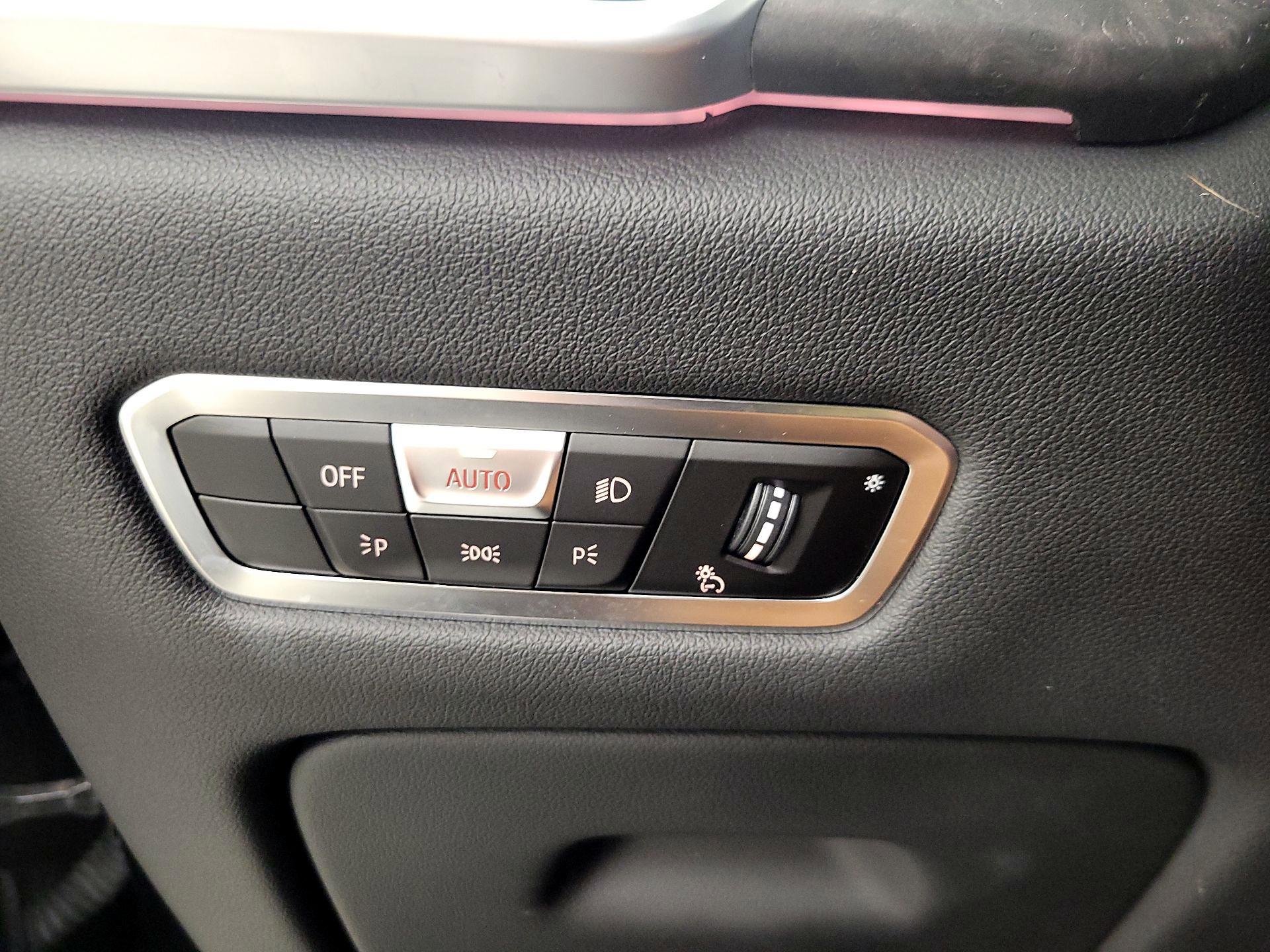 Thumbnail: 2022 BMW X5 - 13