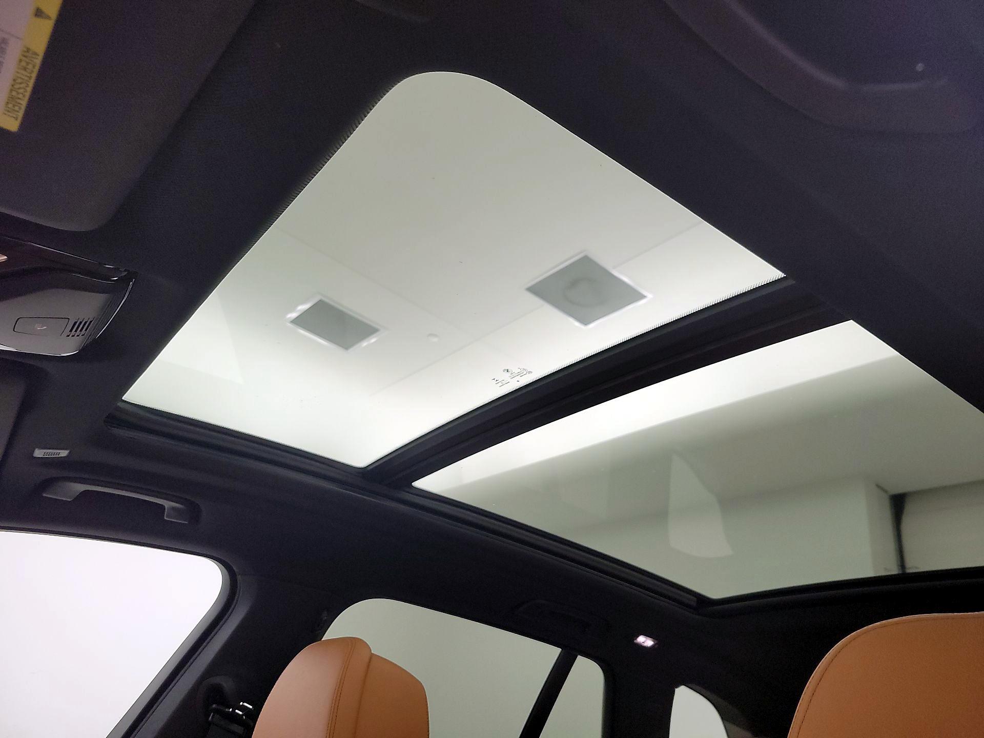 Thumbnail: 2022 BMW X5 - 20