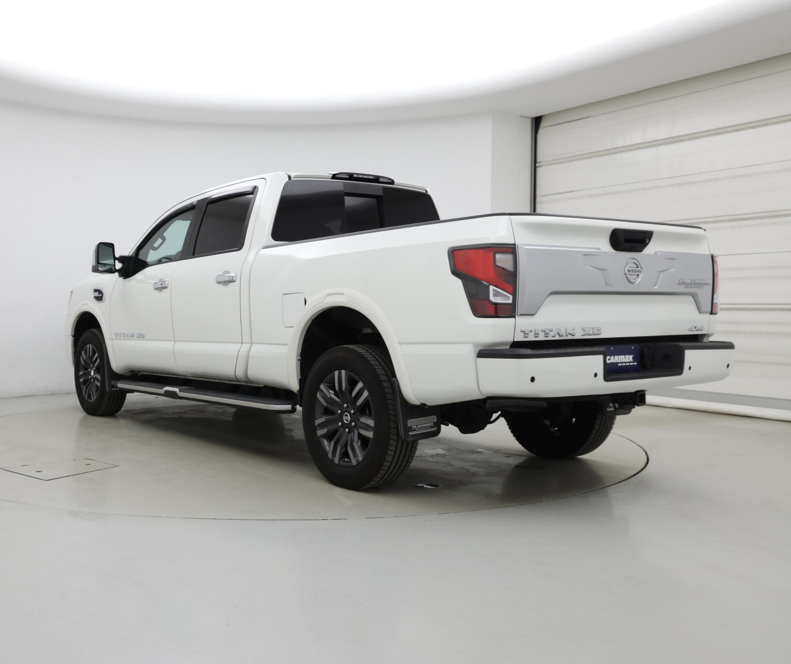 Thumbnail: 2021 Nissan Titan - 2