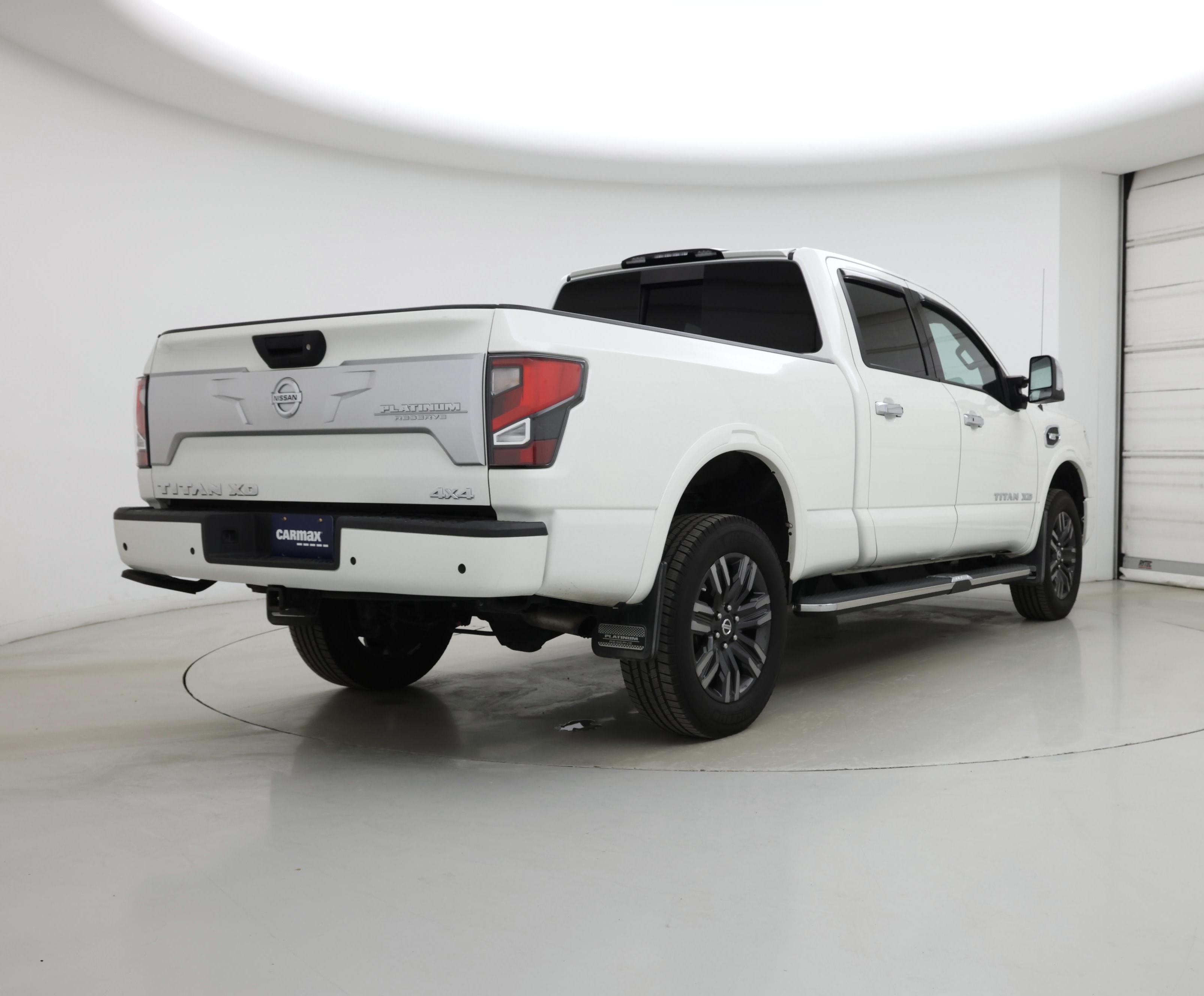 Thumbnail: 2021 Nissan Titan - 8