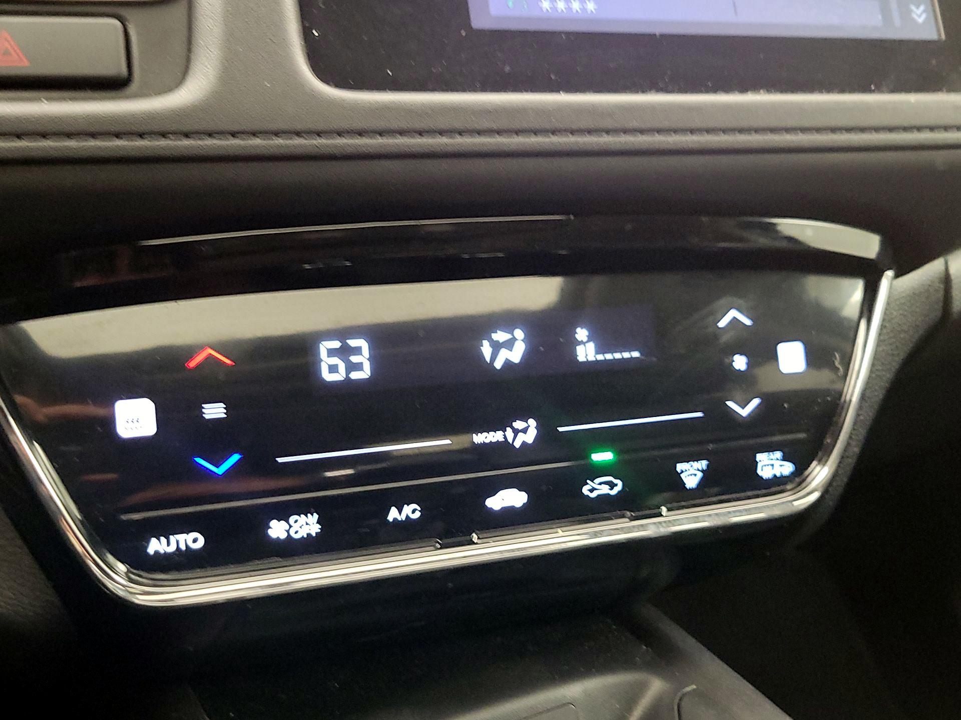 Thumbnail: 2016 Honda HR-V - 17