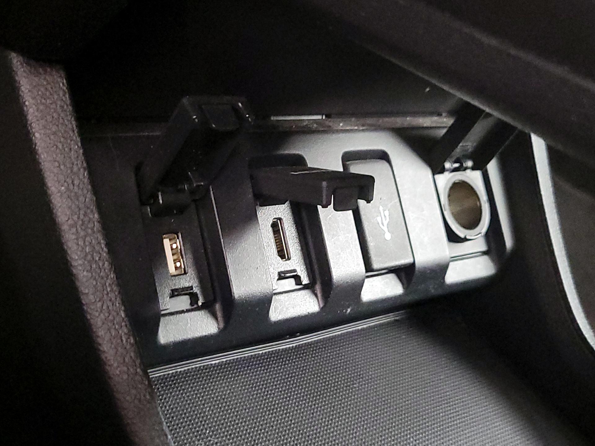 Thumbnail: 2016 Honda HR-V - 19