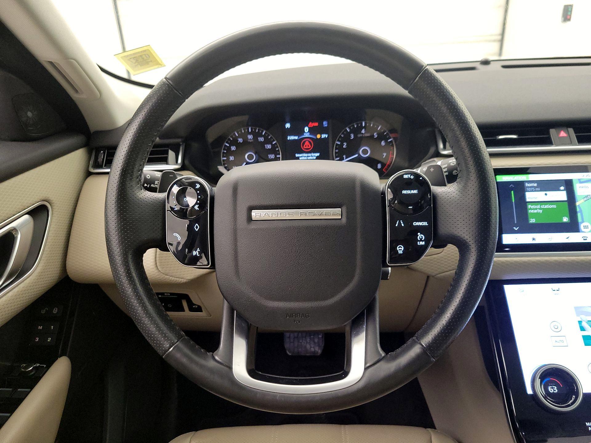 Thumbnail: 2018 Land Rover Range Rover Velar - 10