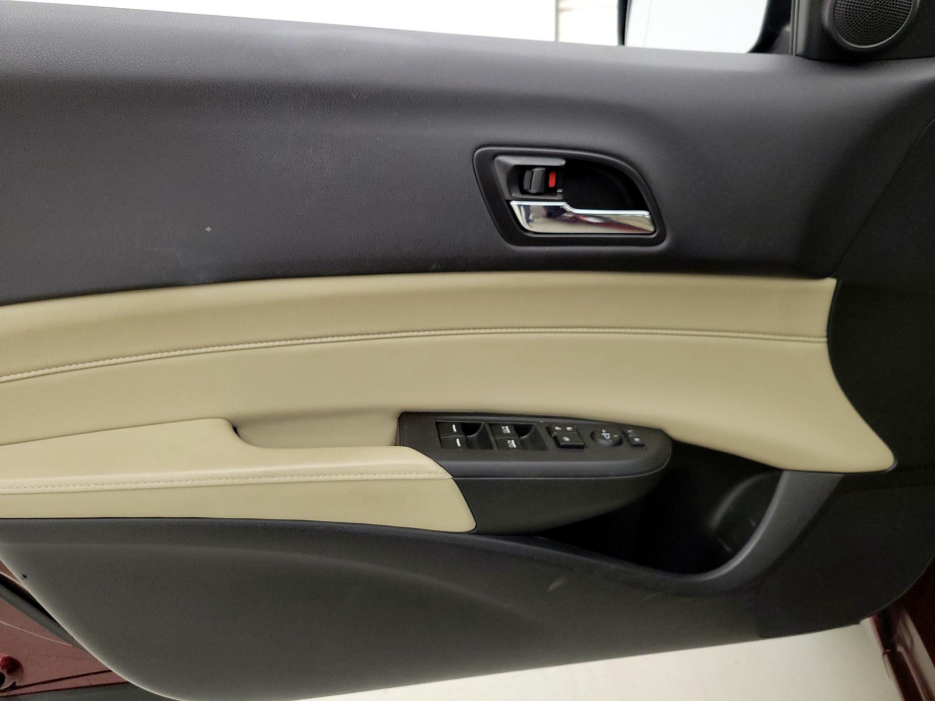 Thumbnail: 2014 Acura ILX - 12