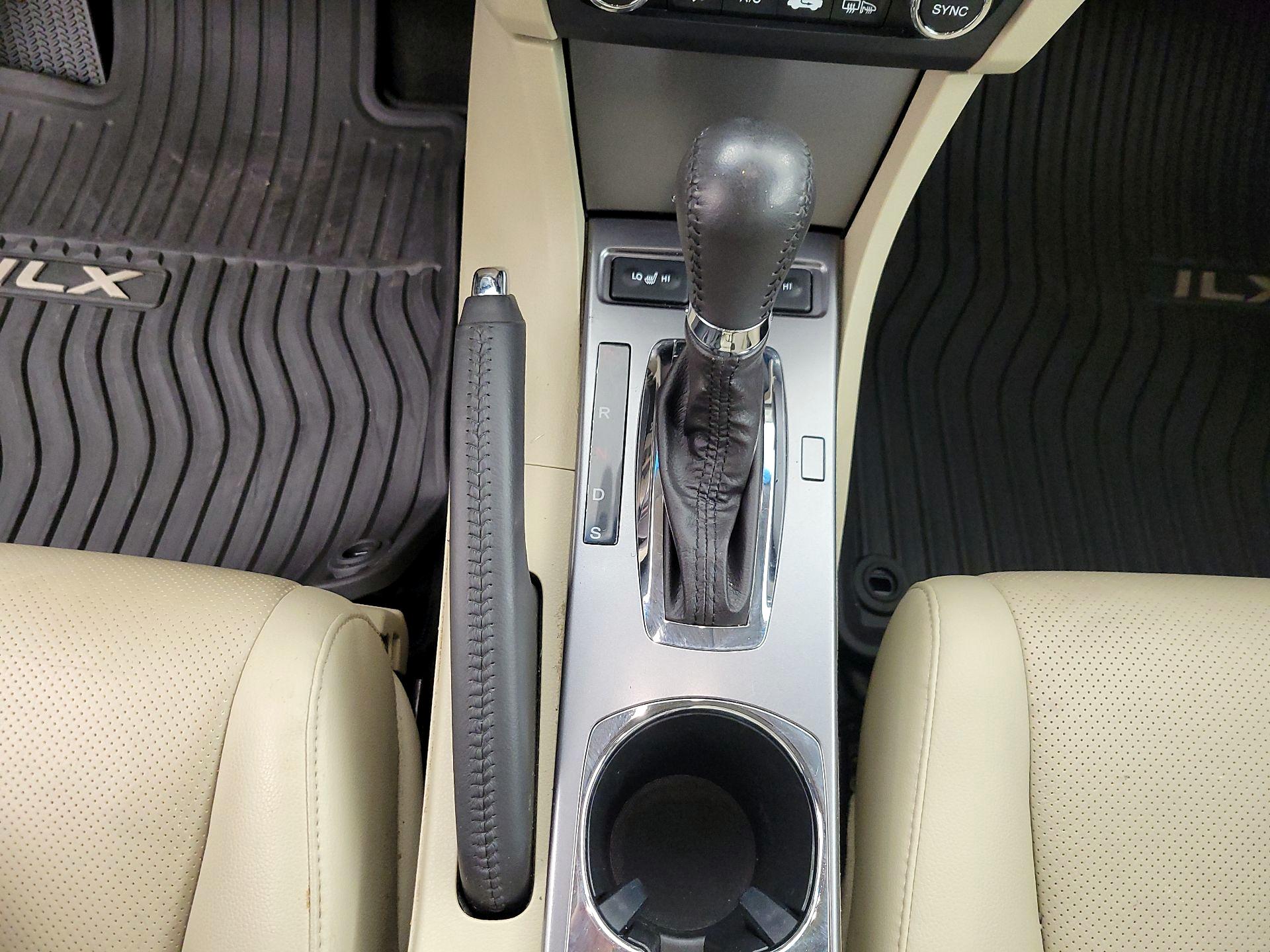 Thumbnail: 2014 Acura ILX - 18