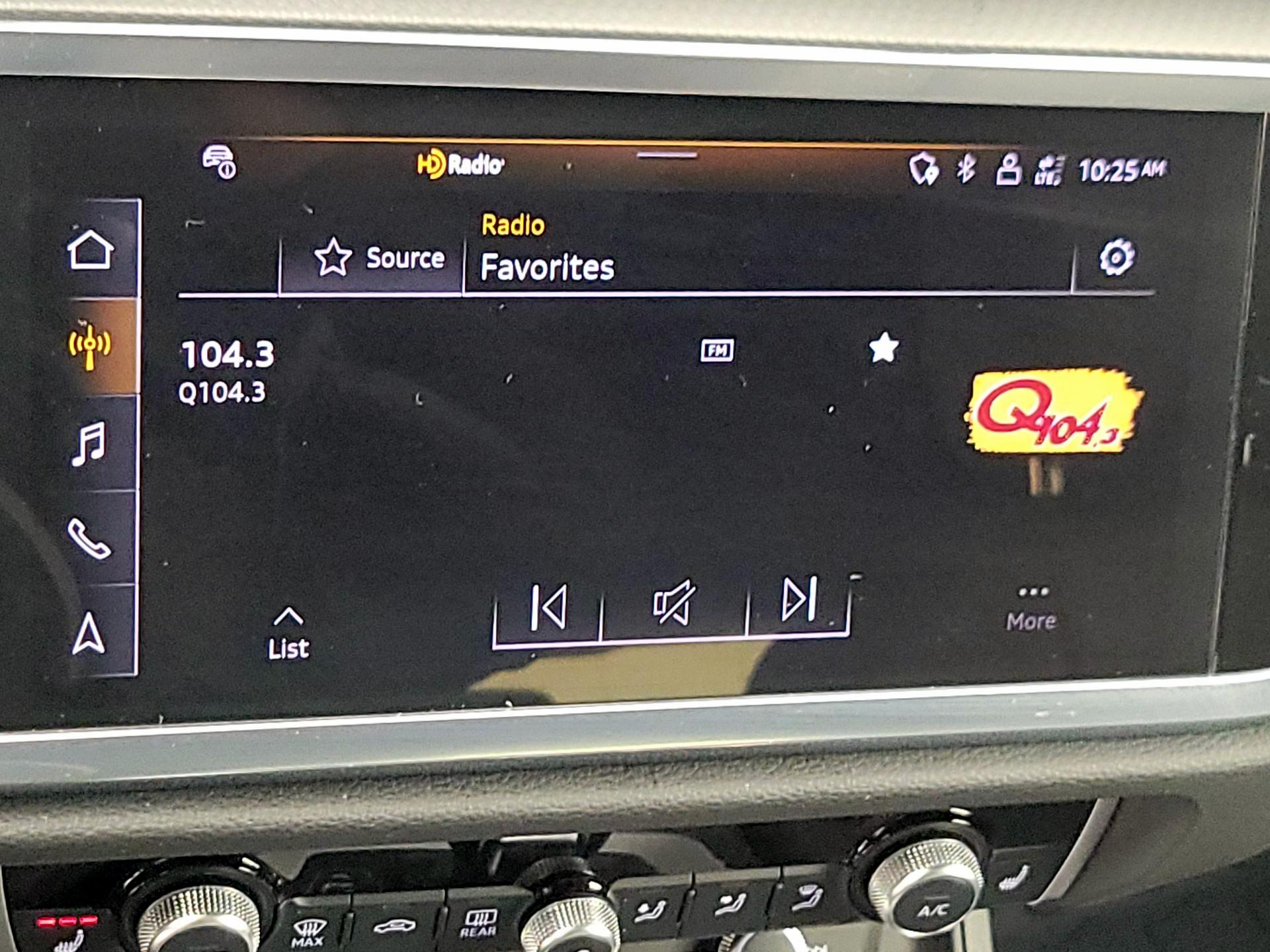 Thumbnail: 2024 Audi Q3 - 16