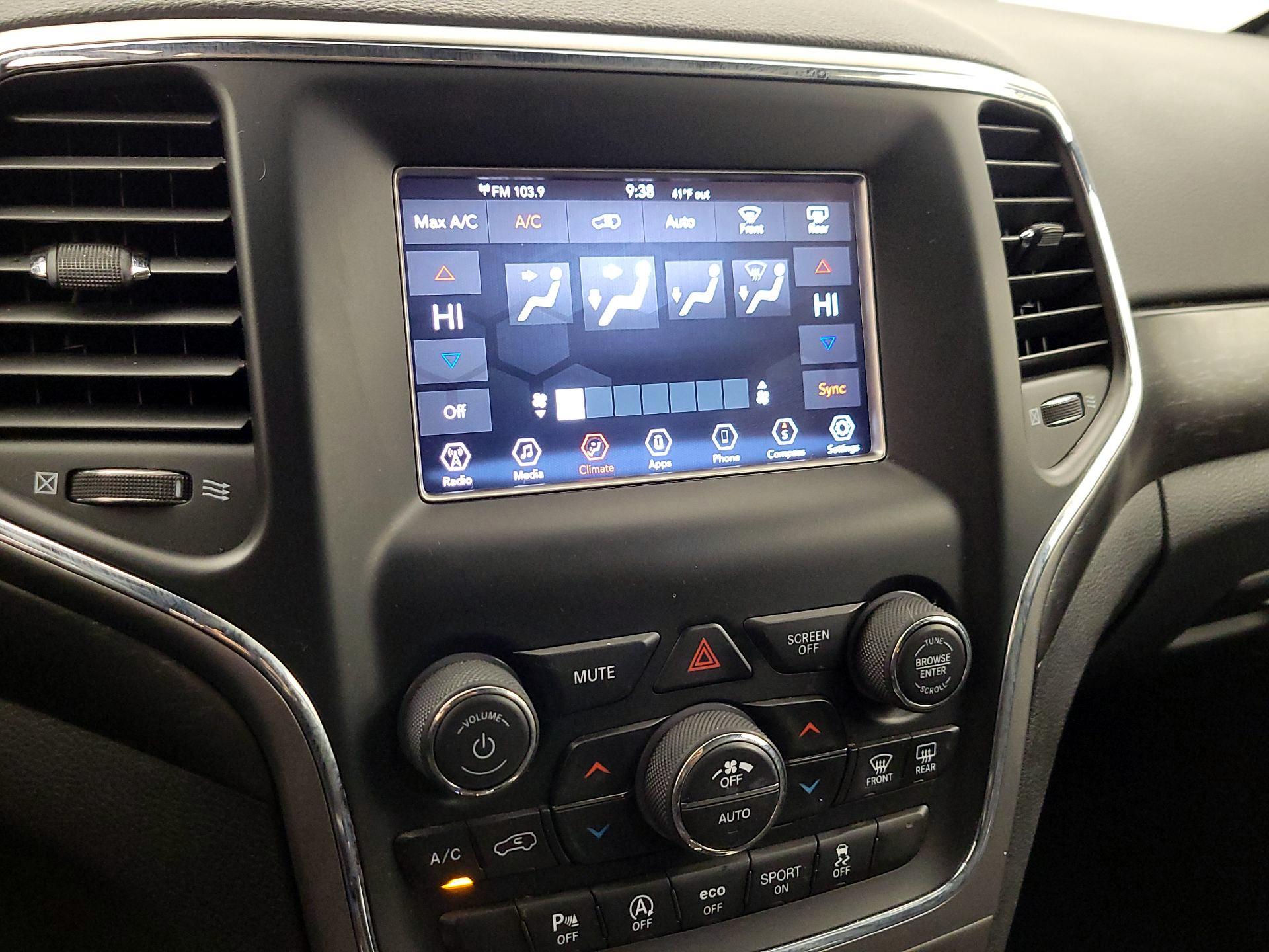 Thumbnail: 2018 Jeep Grand Cherokee - 16