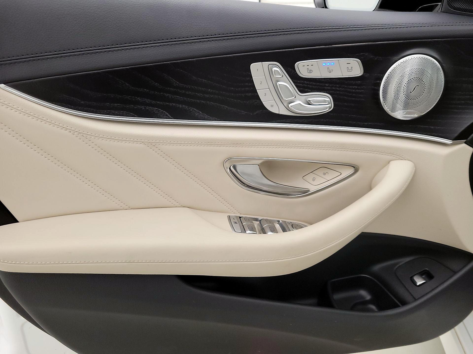 Thumbnail: 2018 Mercedes-Benz E-Class - 12