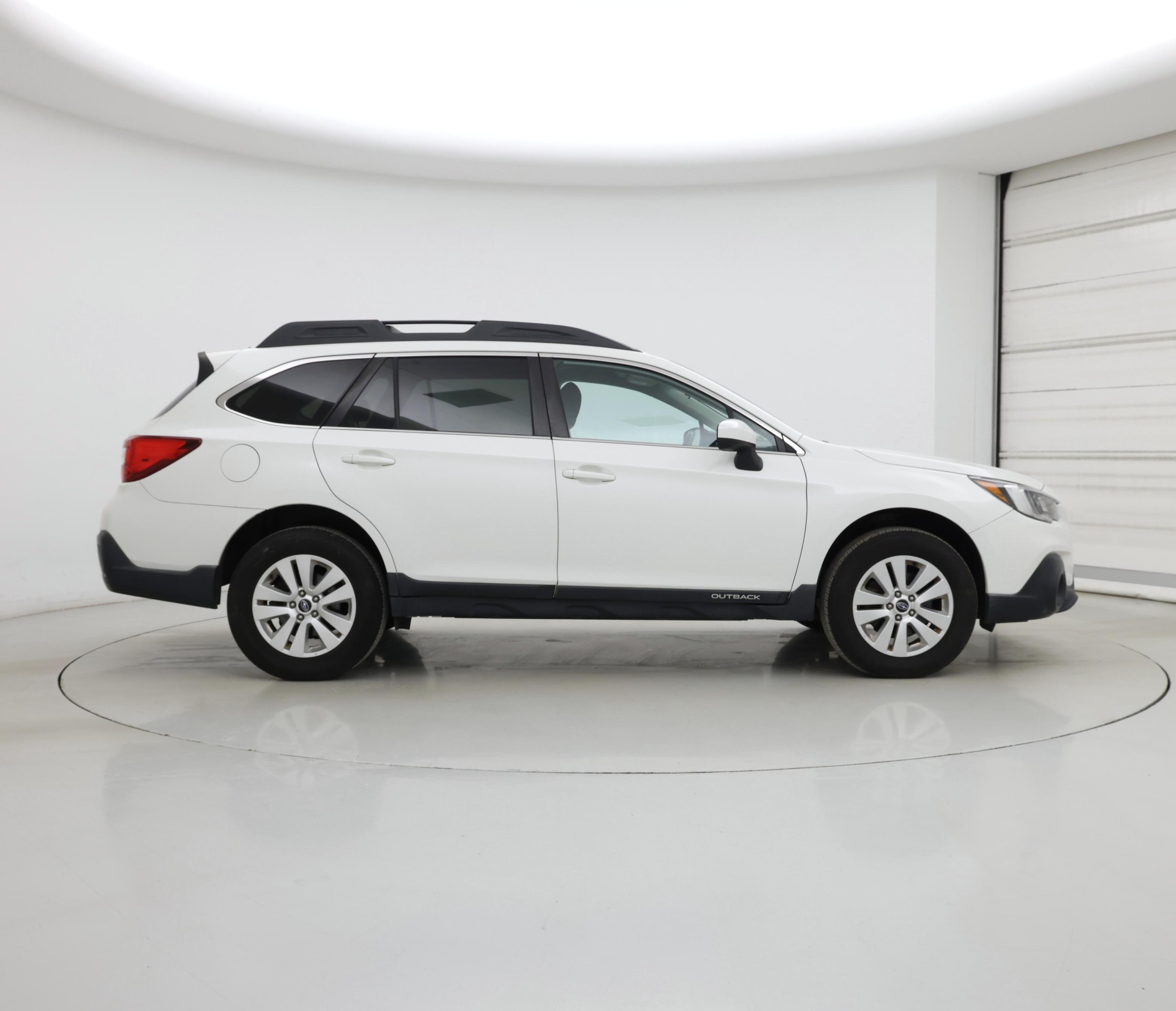 Thumbnail: 2018 Subaru Outback - 7