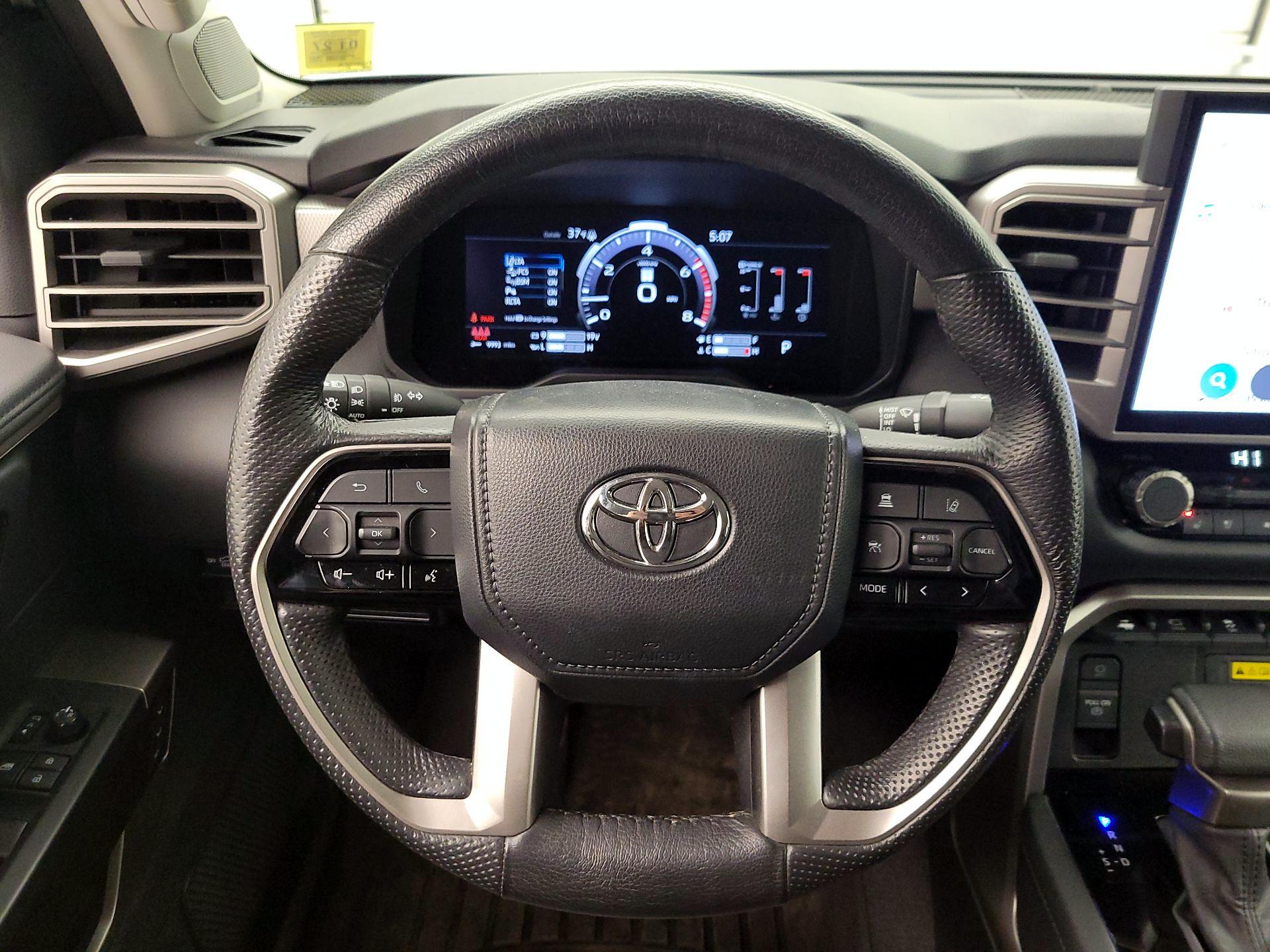 Thumbnail: 2024 Toyota Tundra - 10