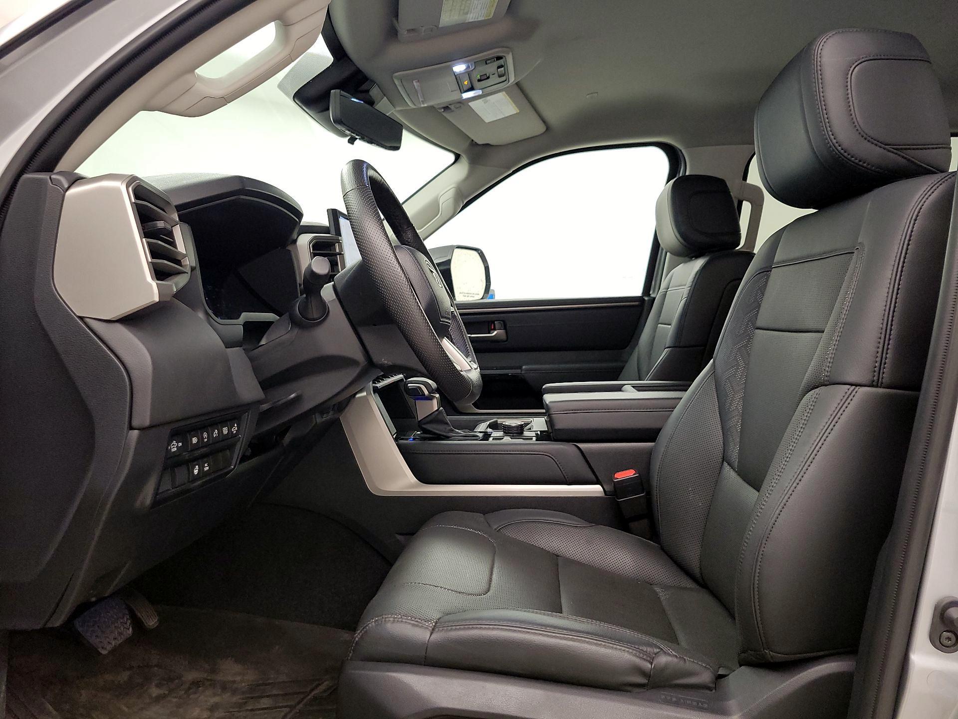 Thumbnail: 2024 Toyota Tundra - 11