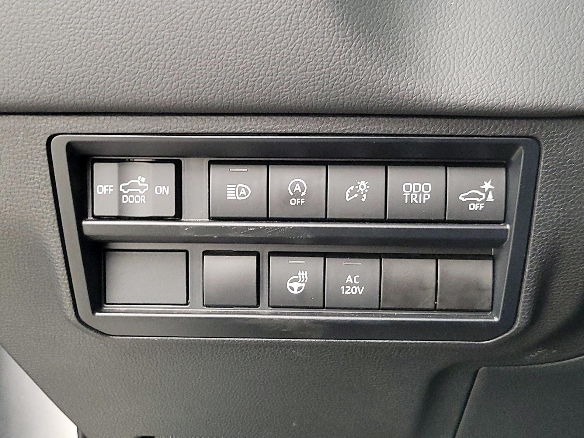 Thumbnail: 2024 Toyota Tundra - 13