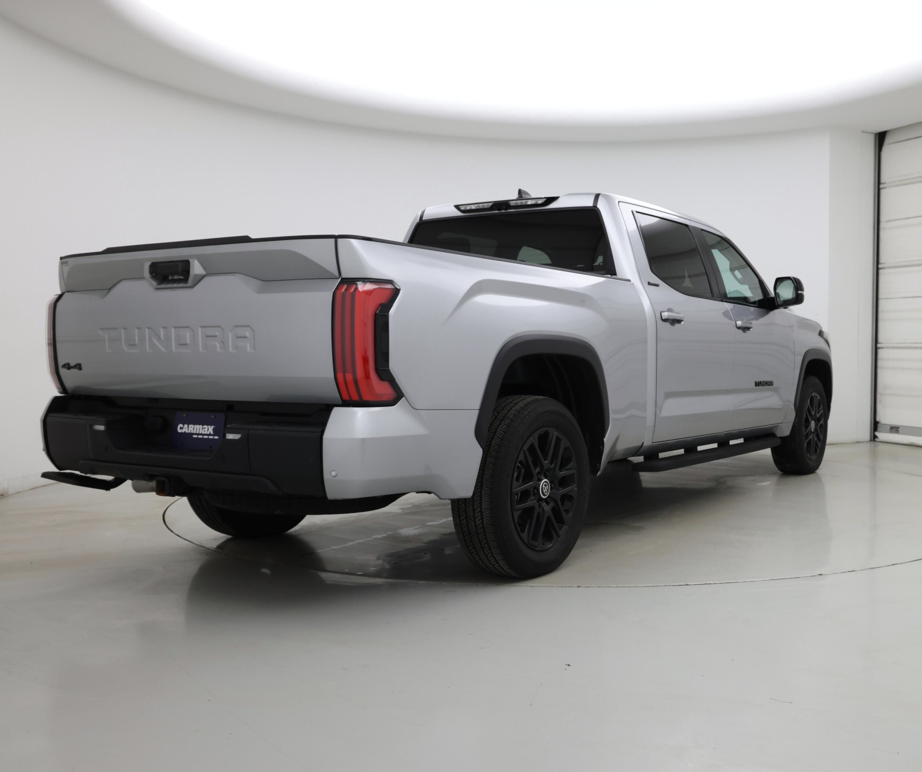 Thumbnail: 2024 Toyota Tundra - 8