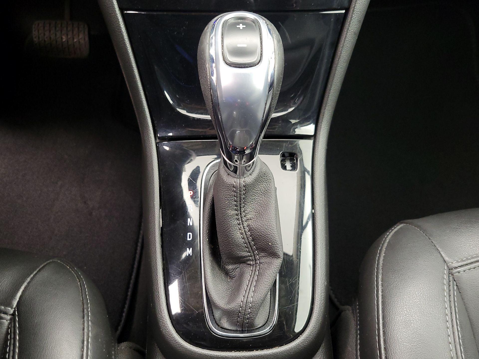 Thumbnail: 2018 Buick Encore - 17