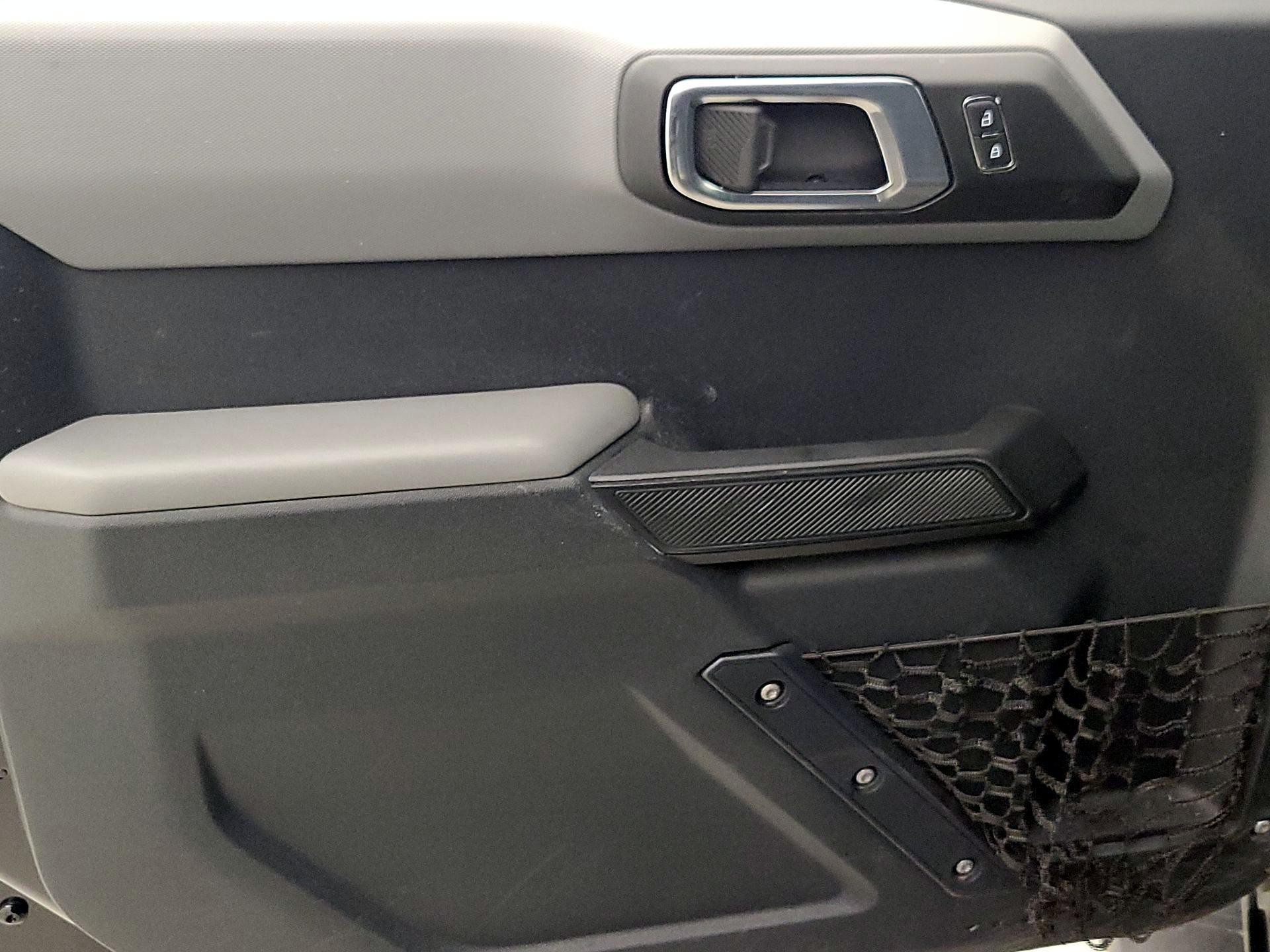 Thumbnail: 2021 Ford Bronco - 12