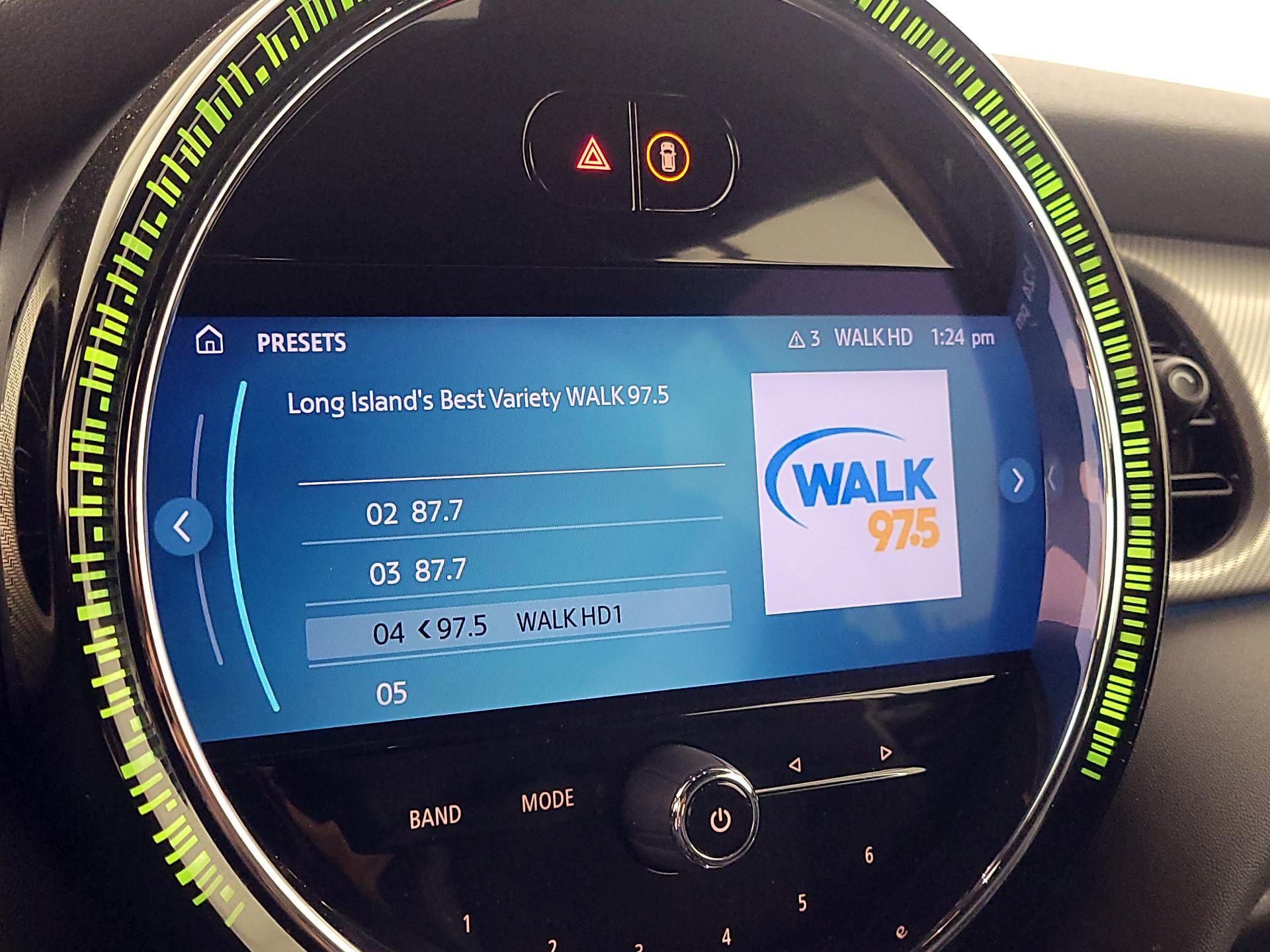 Thumbnail: 2022 MINI Cooper - 16