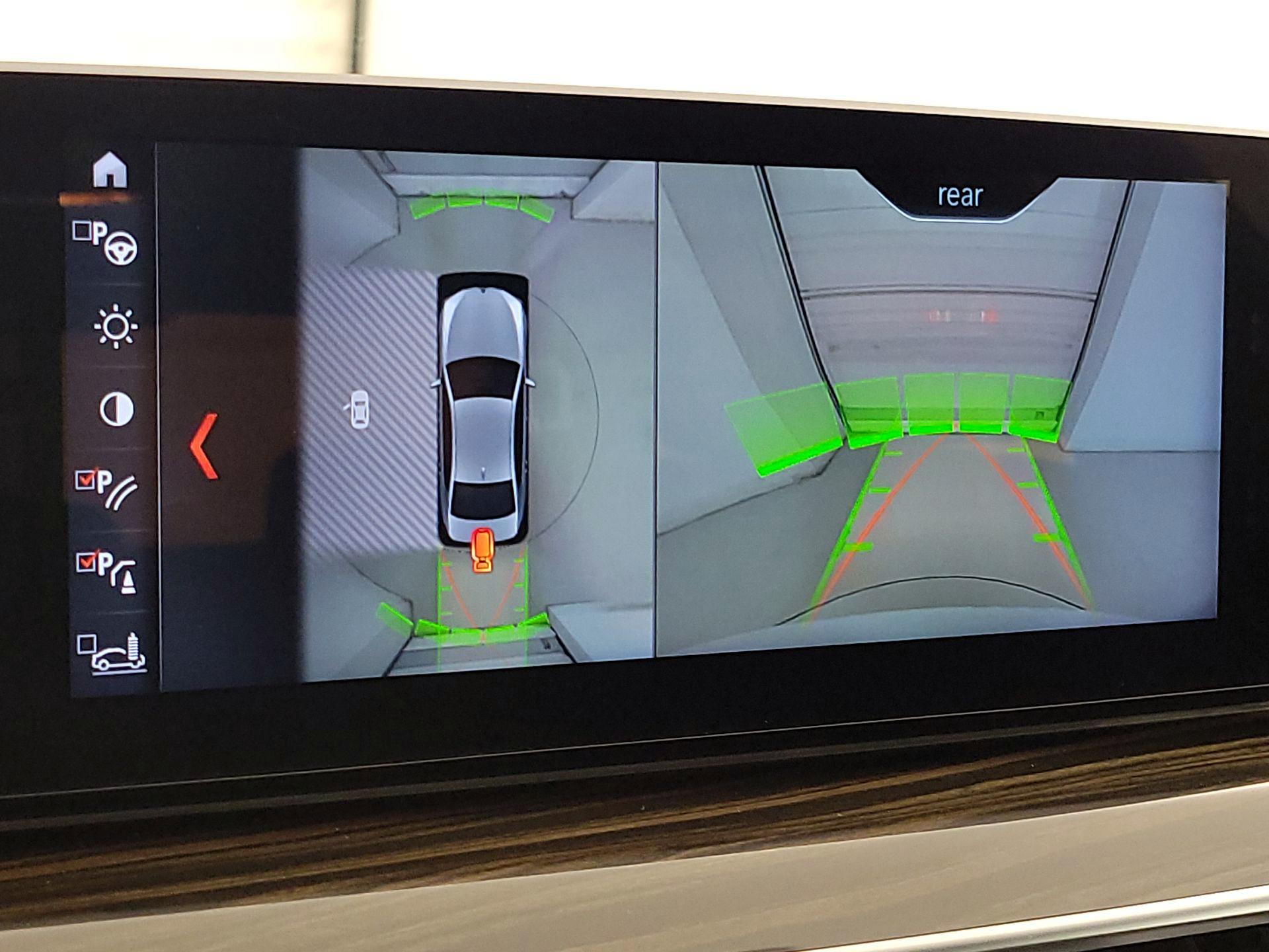 Thumbnail: 2018 BMW 5 Series - 15