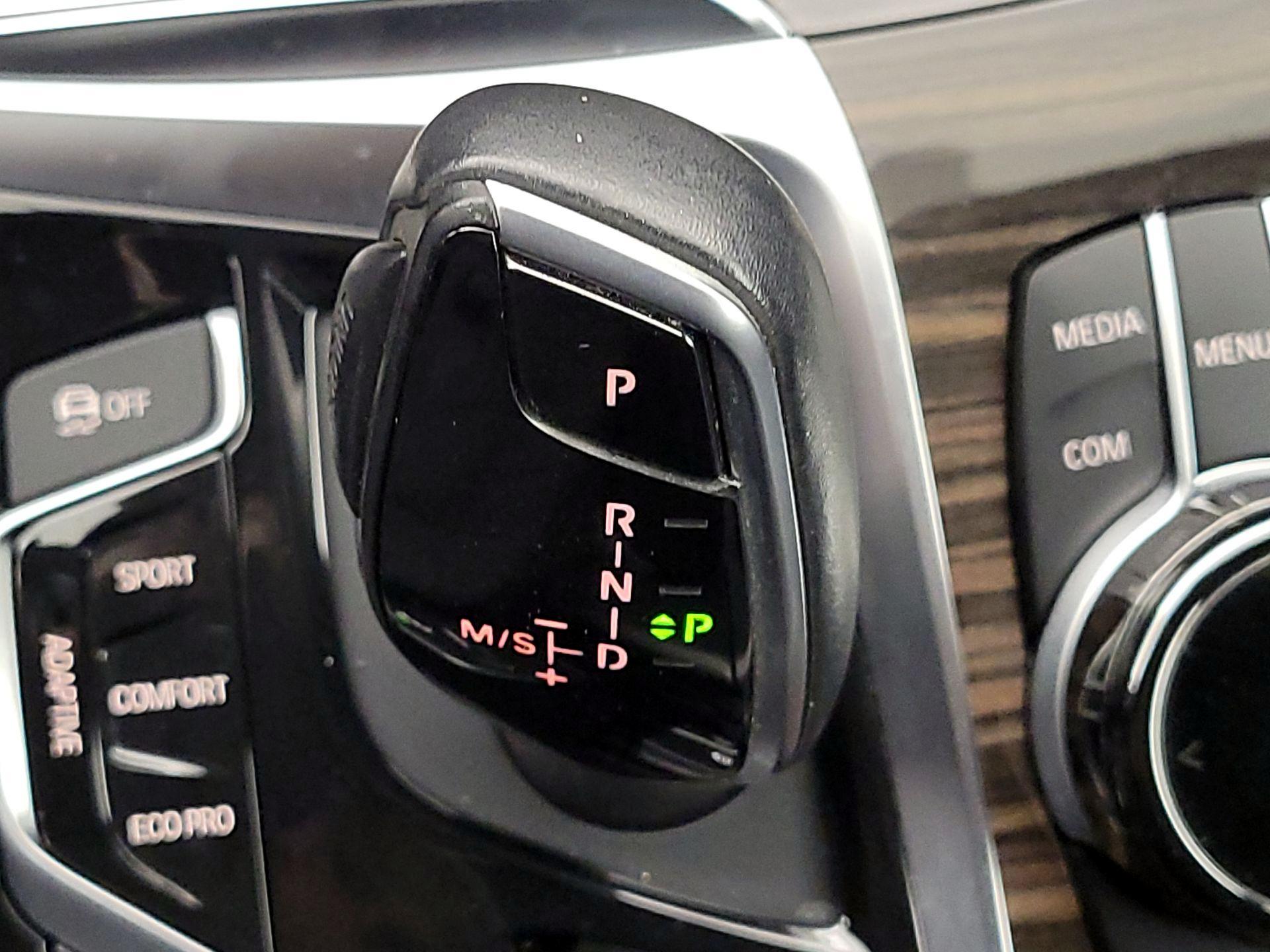 Thumbnail: 2018 BMW 5 Series - 18