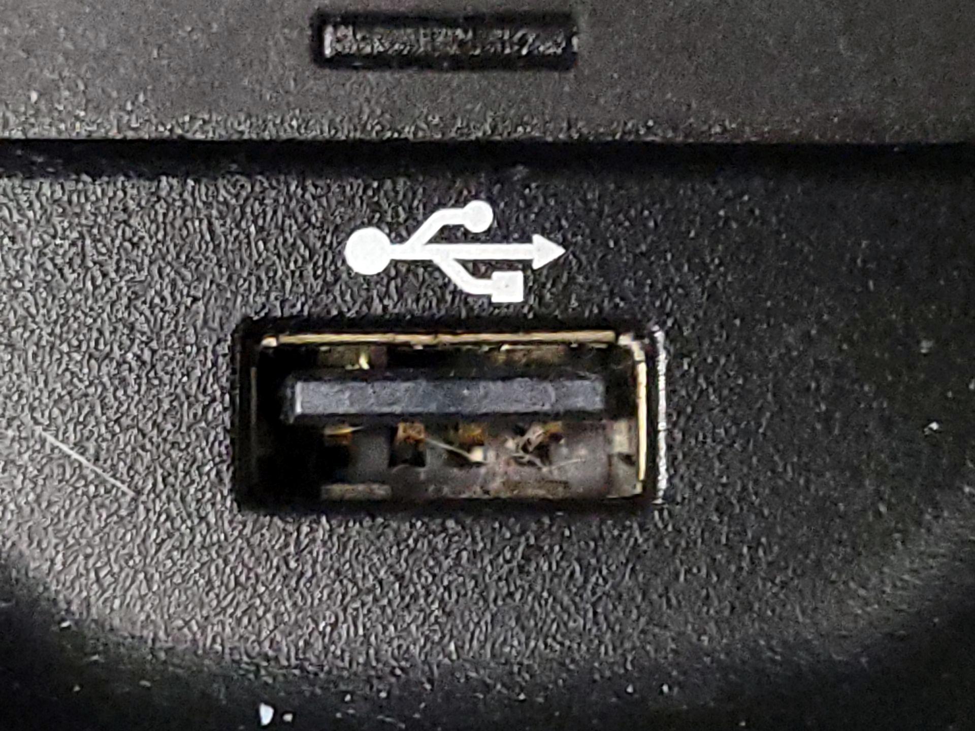 Thumbnail: 2018 BMW 5 Series - 19