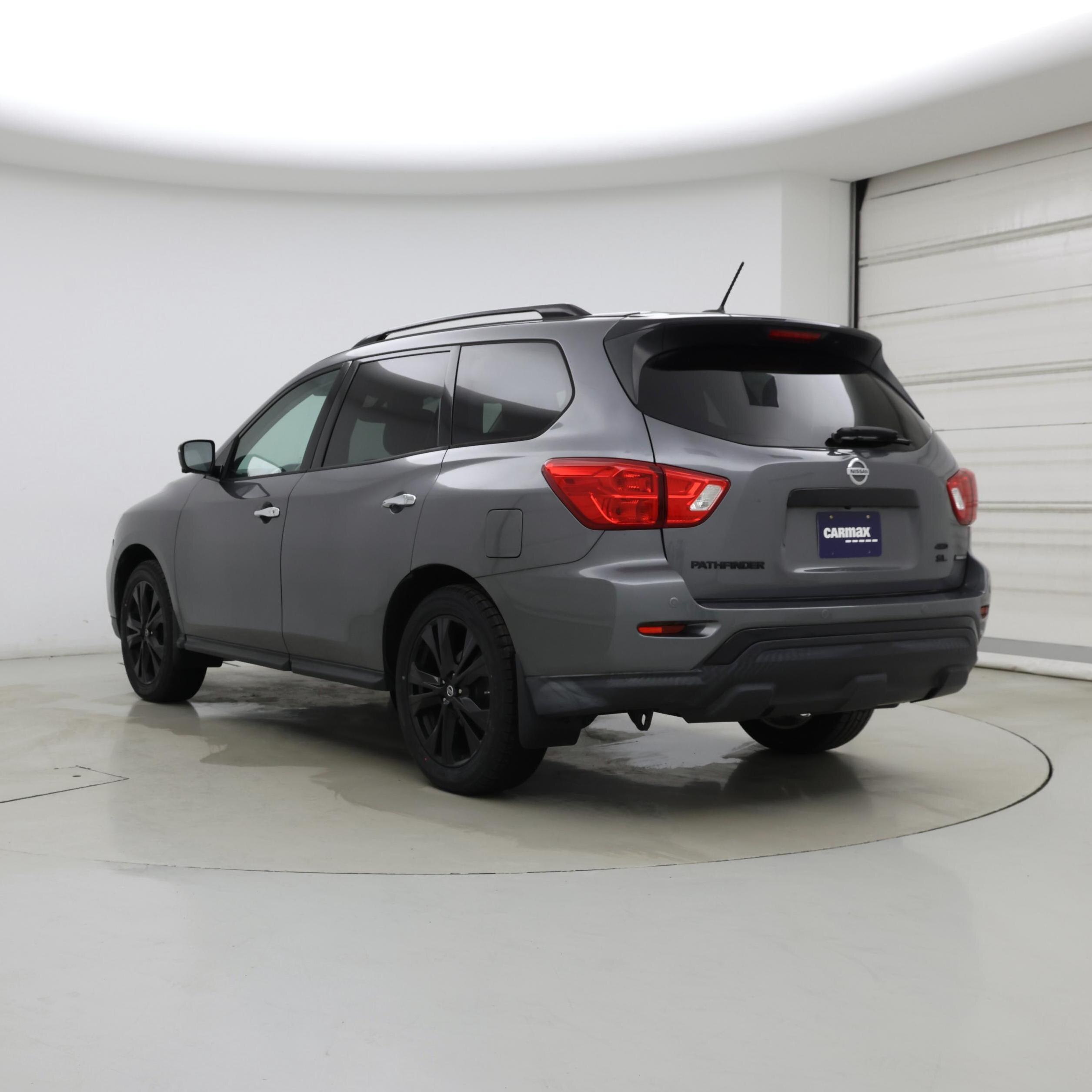 Thumbnail: 2018 Nissan Pathfinder - 2