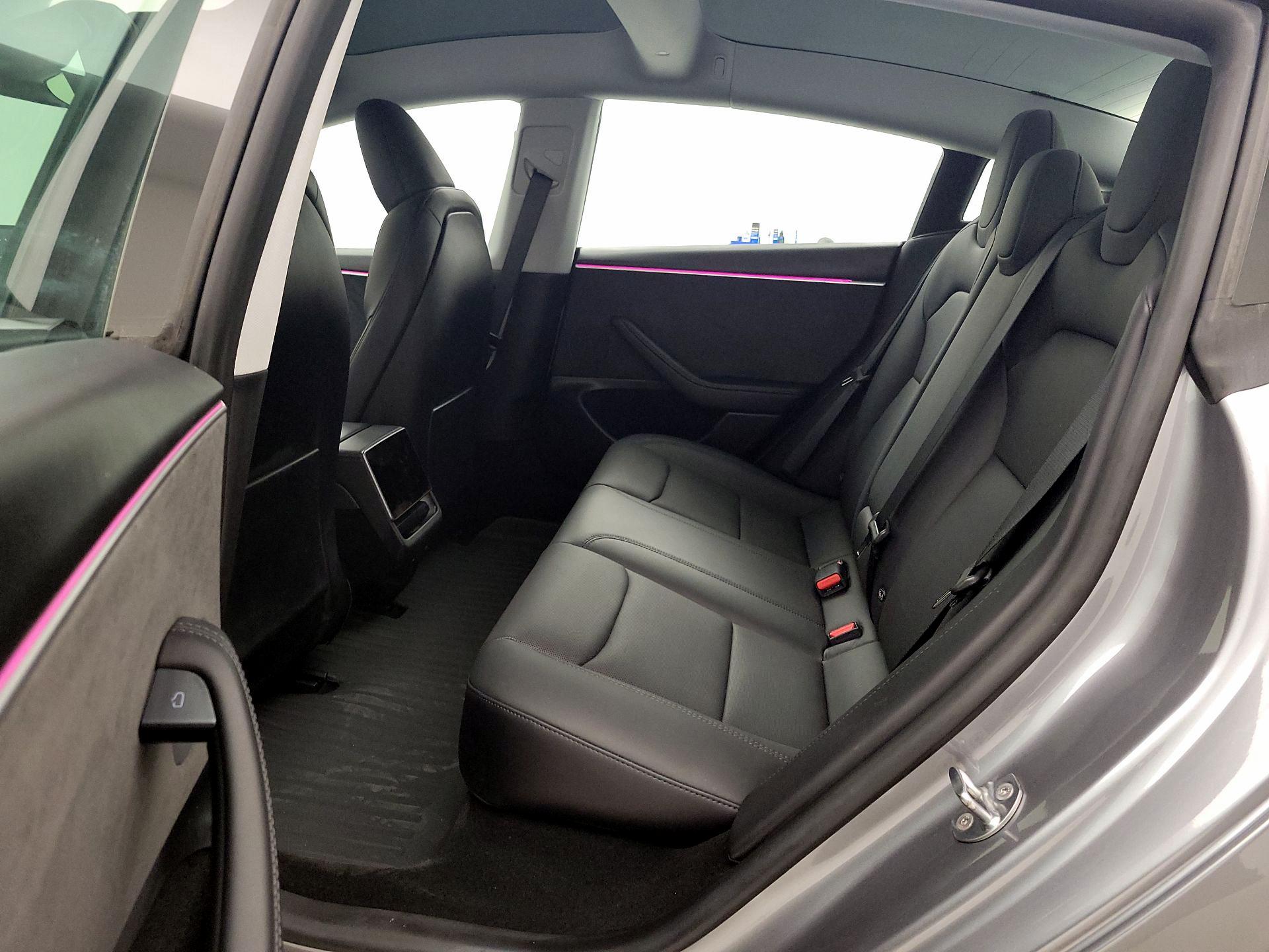 Thumbnail: 2025 Tesla Model 3 - 19