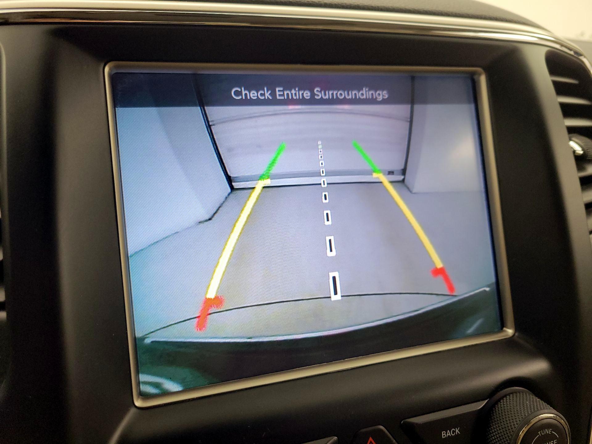 Thumbnail: 2015 Jeep Grand Cherokee - 15