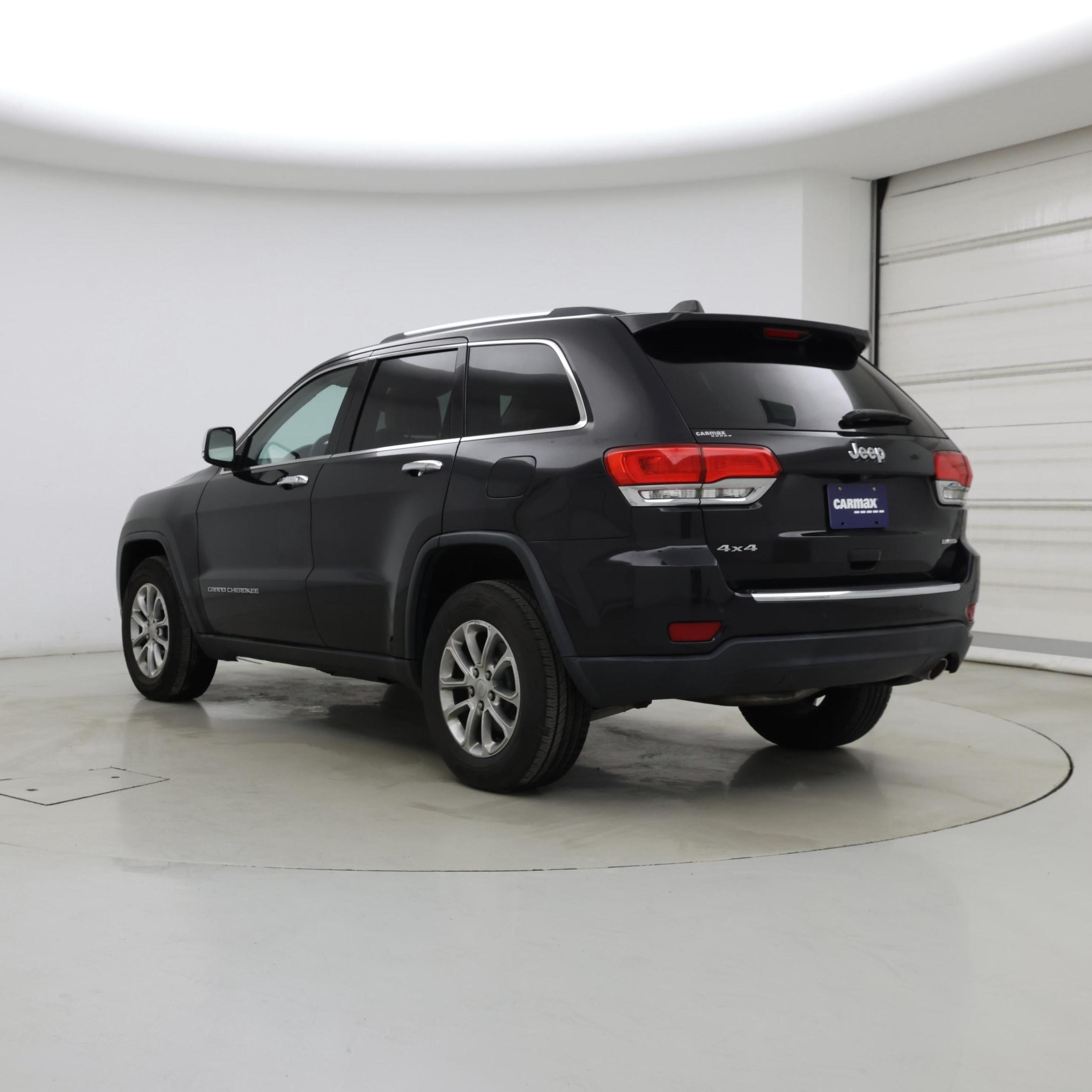 Thumbnail: 2015 Jeep Grand Cherokee - 2