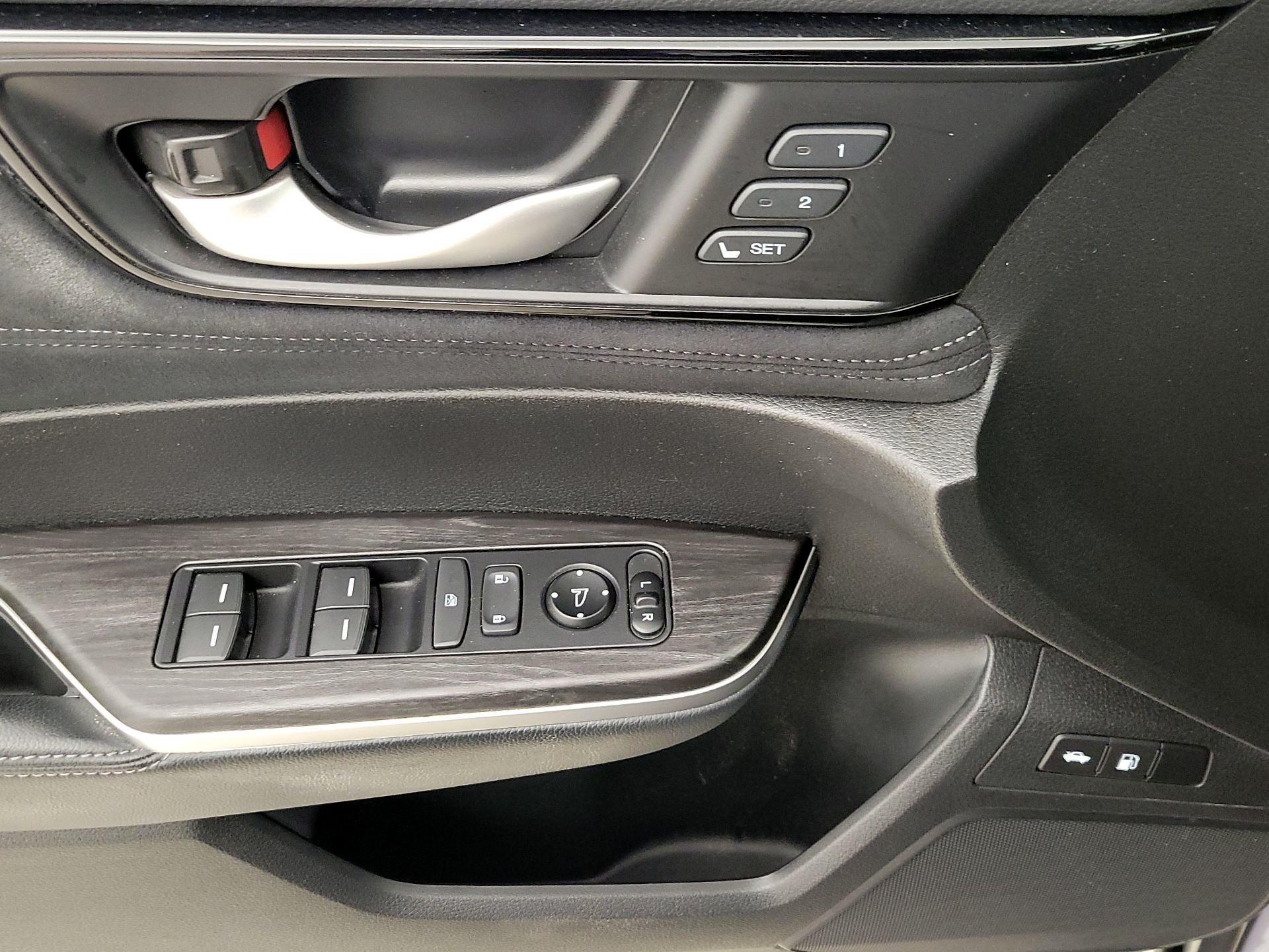 Thumbnail: 2018 Honda Clarity - 12