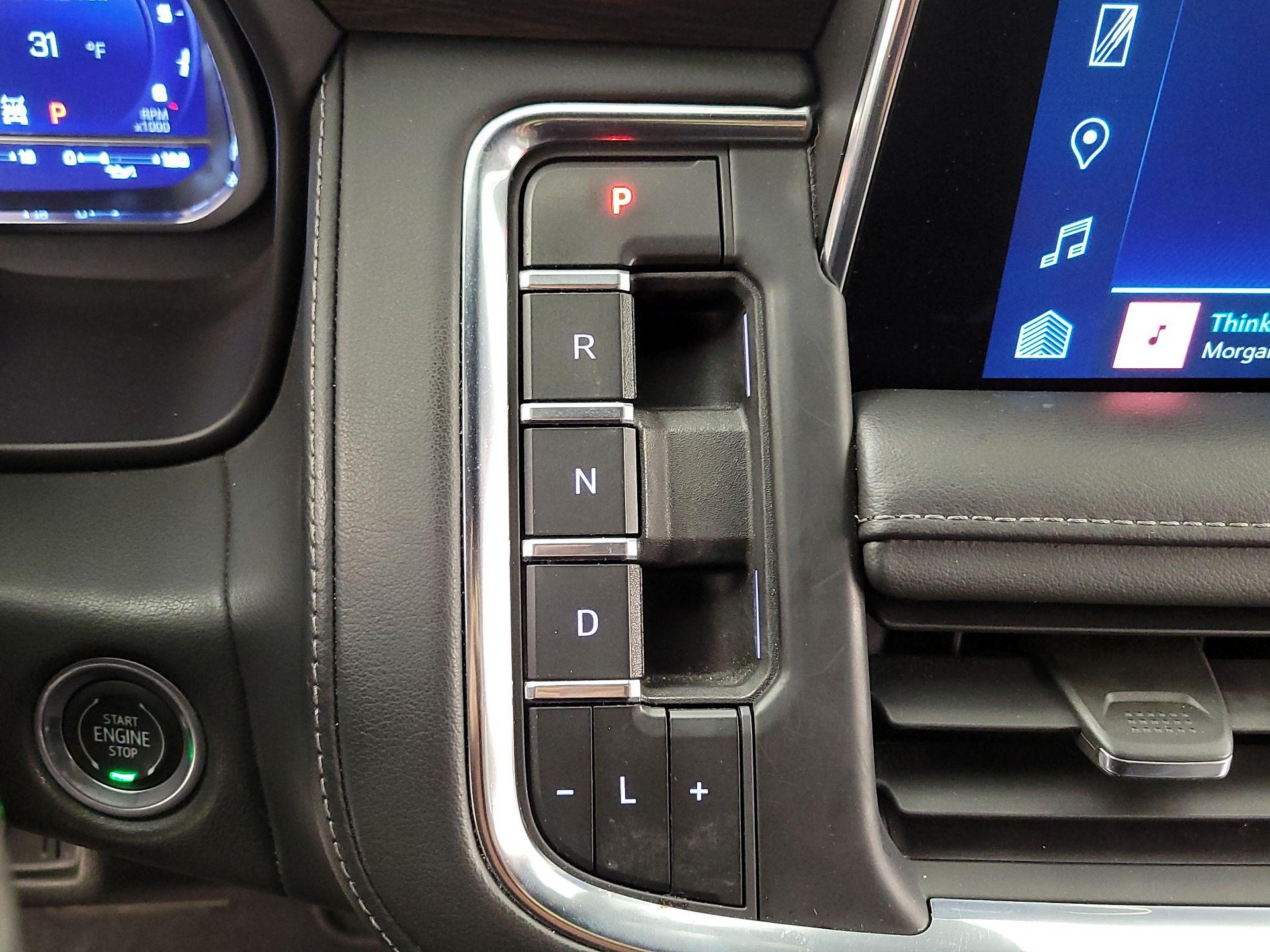 Thumbnail: 2022 Chevrolet Tahoe - 17