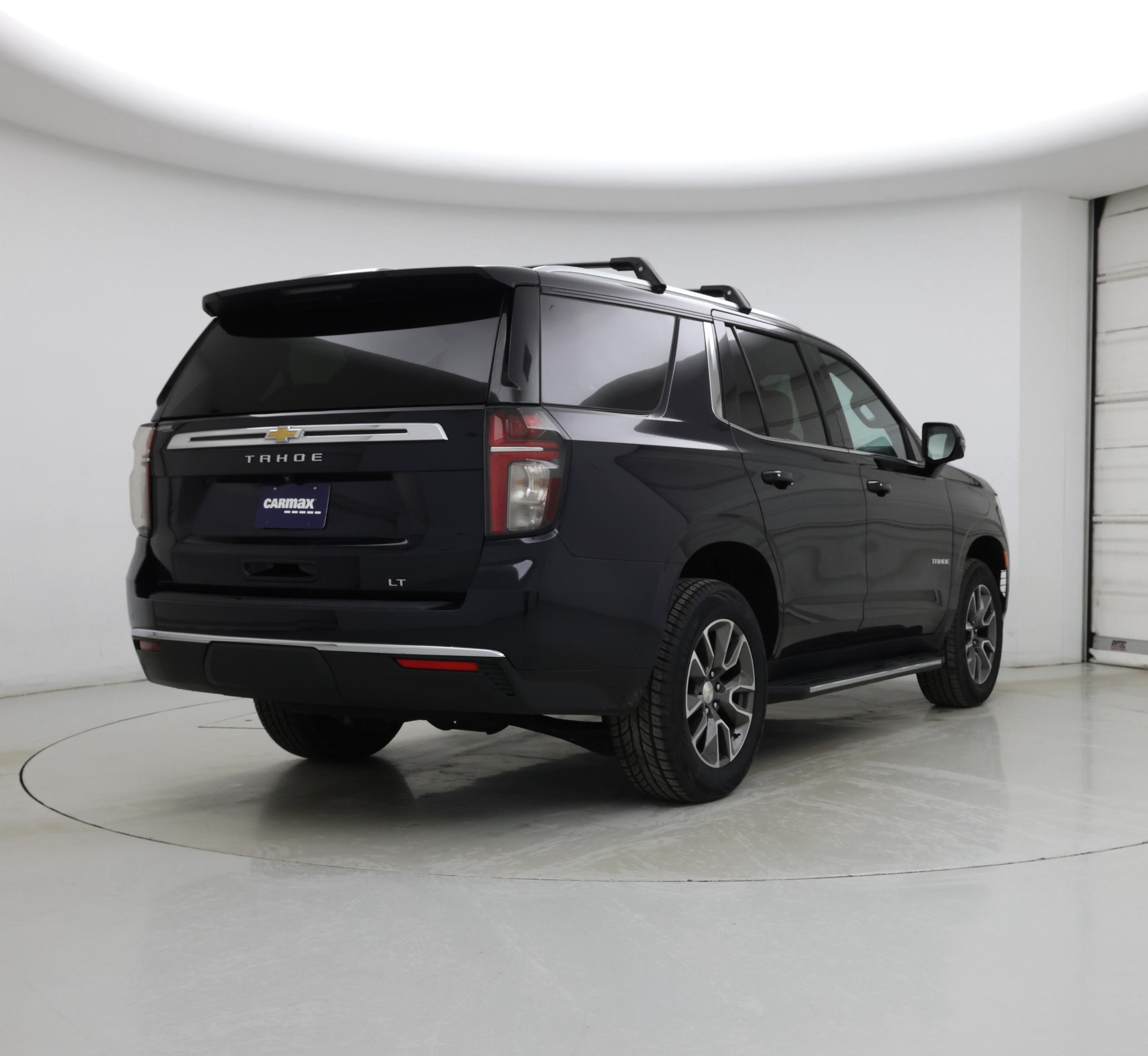 Thumbnail: 2022 Chevrolet Tahoe - 8