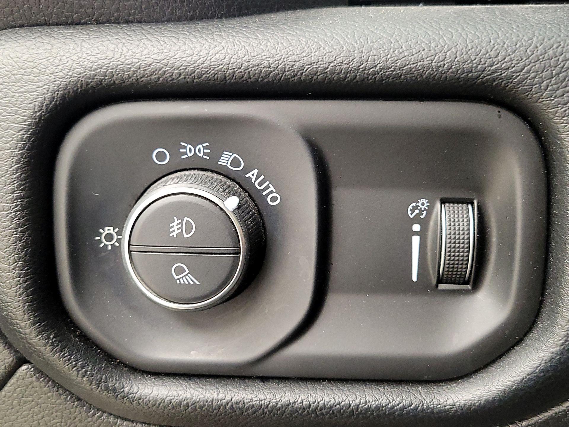 Thumbnail: 2021 RAM 1500 - 13