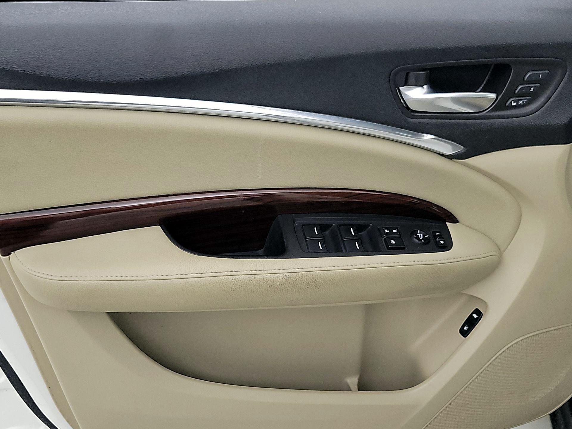 Thumbnail: 2016 Acura MDX - 12