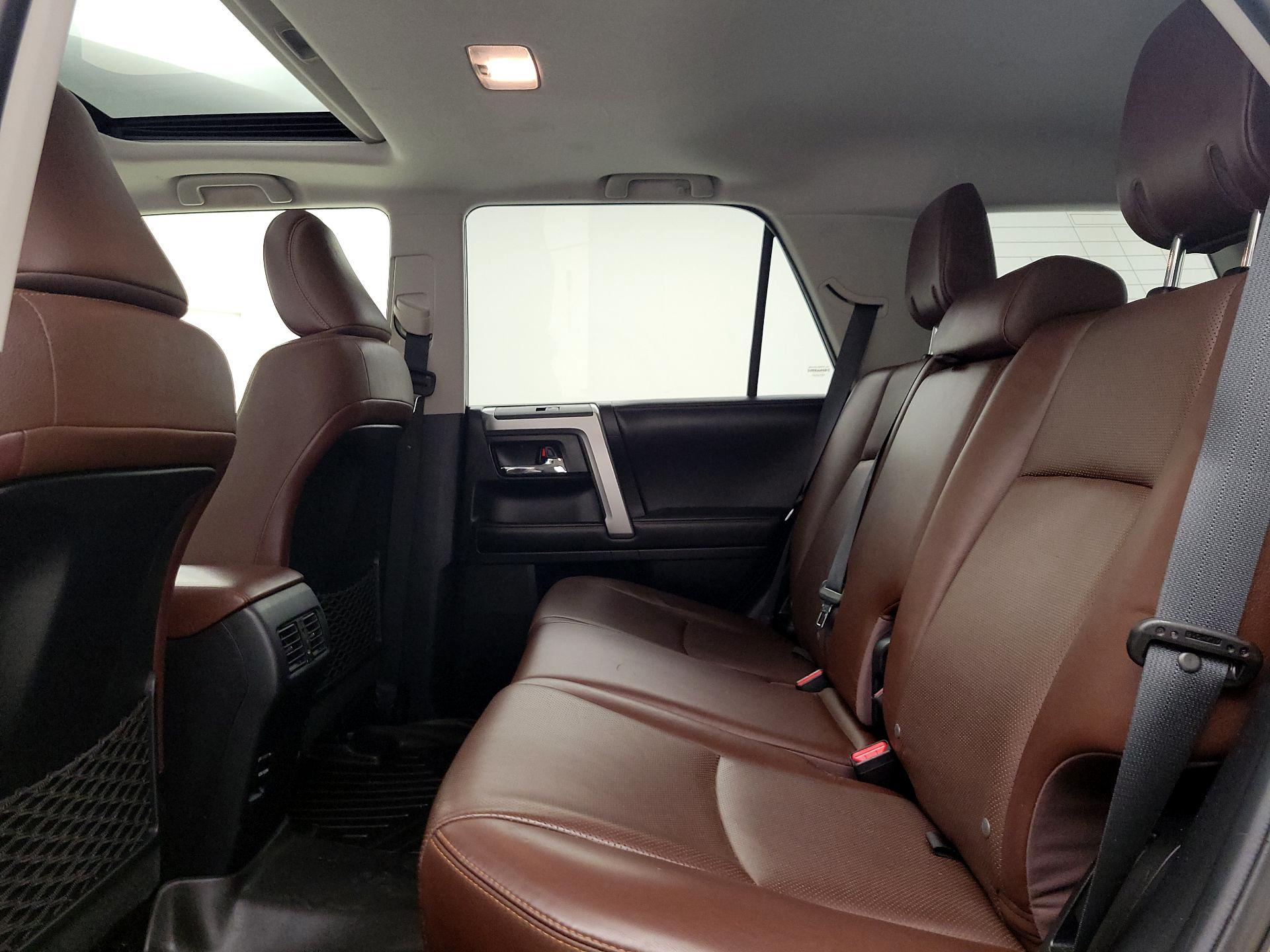 Thumbnail: 2016 Toyota 4Runner - 20