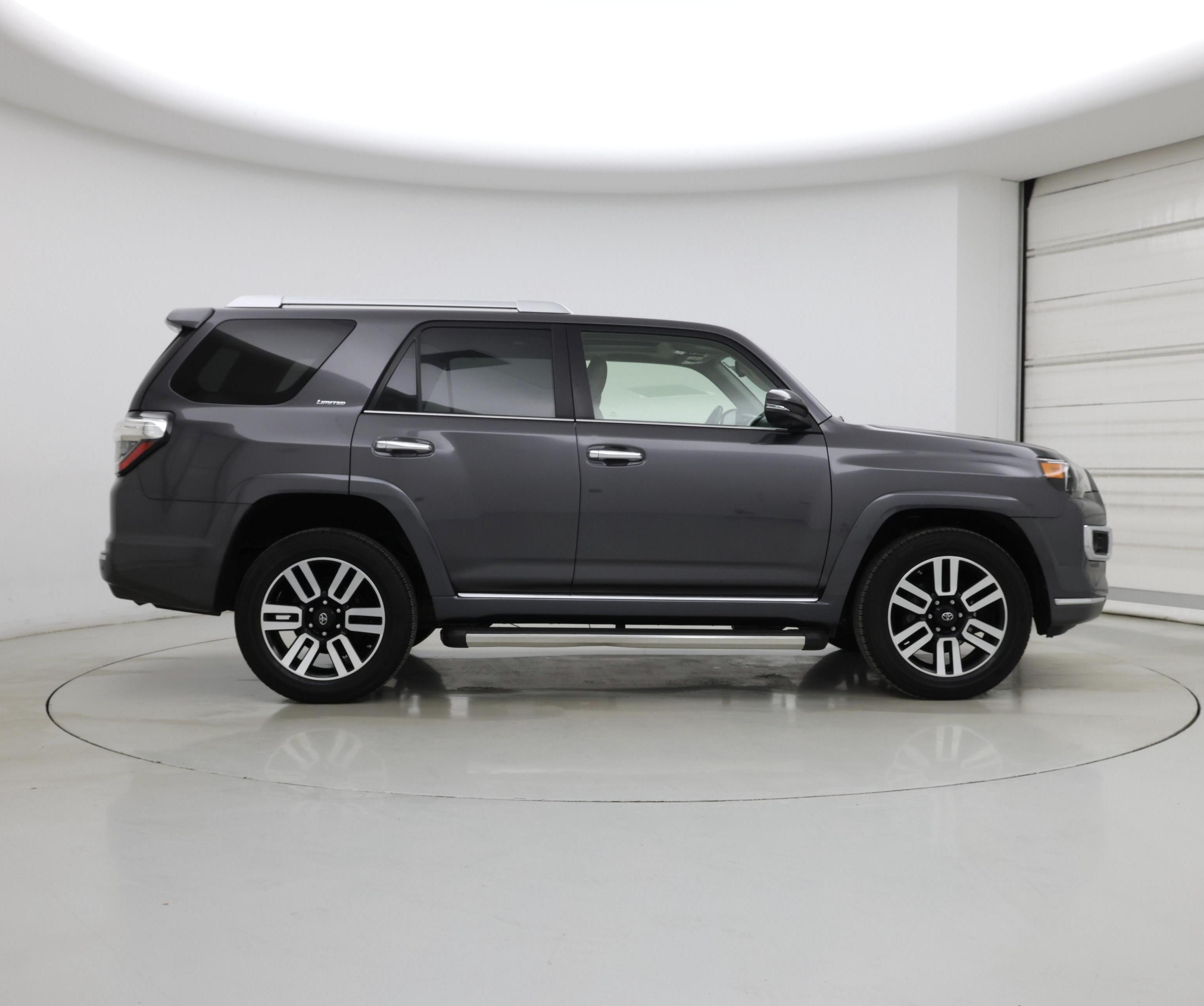 Thumbnail: 2016 Toyota 4Runner - 7
