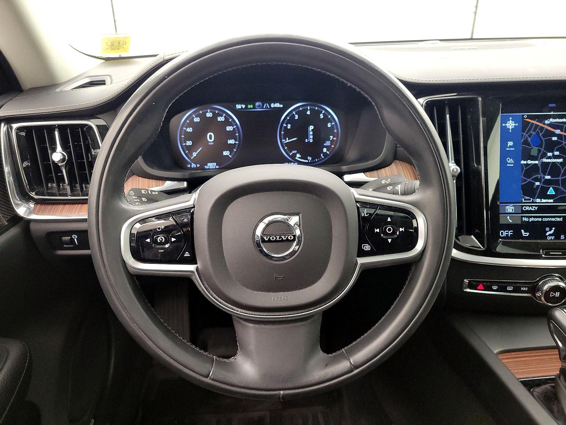 Thumbnail: 2019 Volvo S60 - 10