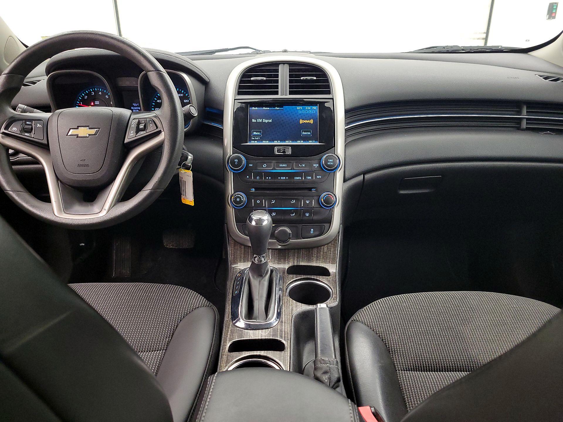 Thumbnail: 2014 Chevrolet Malibu - 9